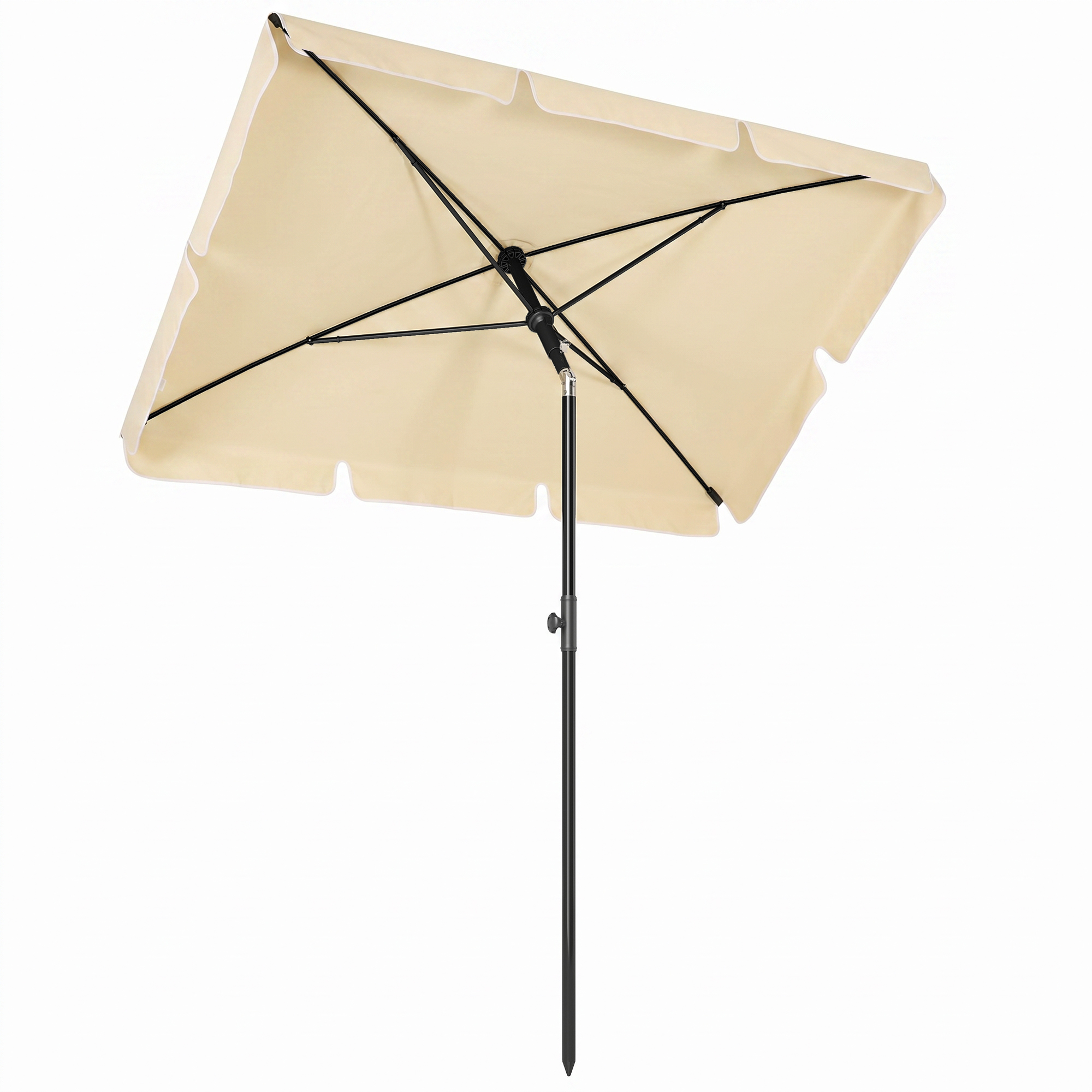 Un ombrellone beige con telaio nero, su sfondo bianco.