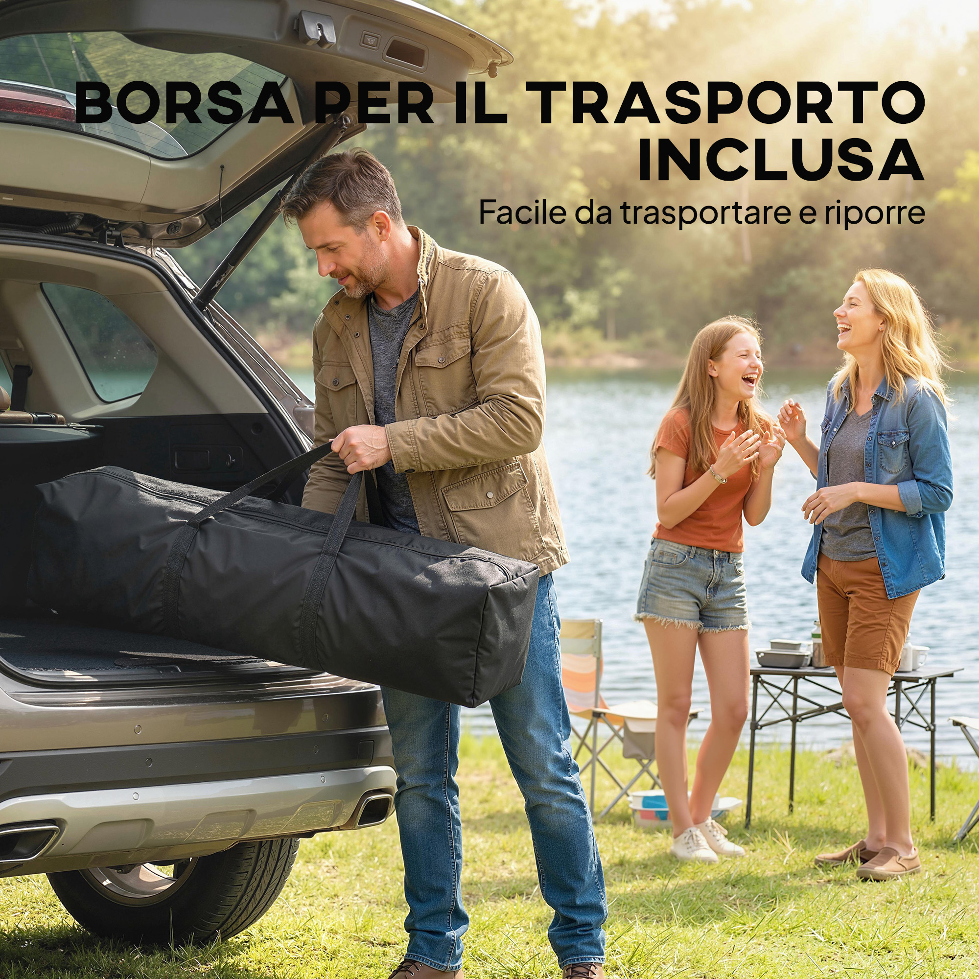 Un uomo carica una borsa nera in un'auto mentre due donne ridono.