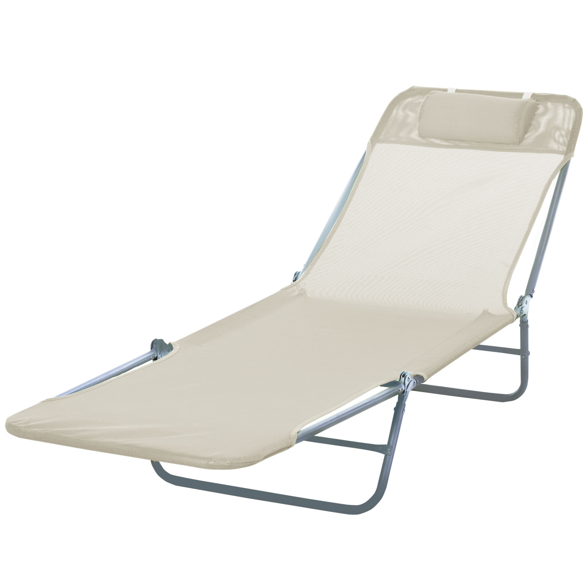 Una sedia a sdraio beige con telaio in metallo e cuscino staccabile su sfondo bianco.