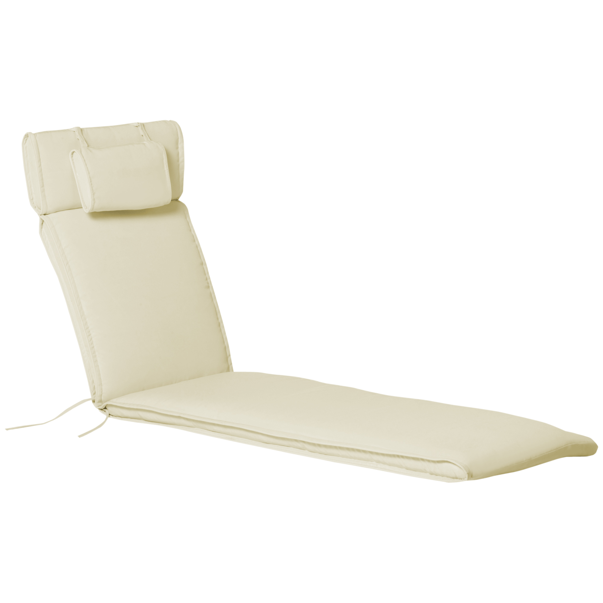 Un cuscino per chaise longue color crema con cuscino, su sfondo bianco.