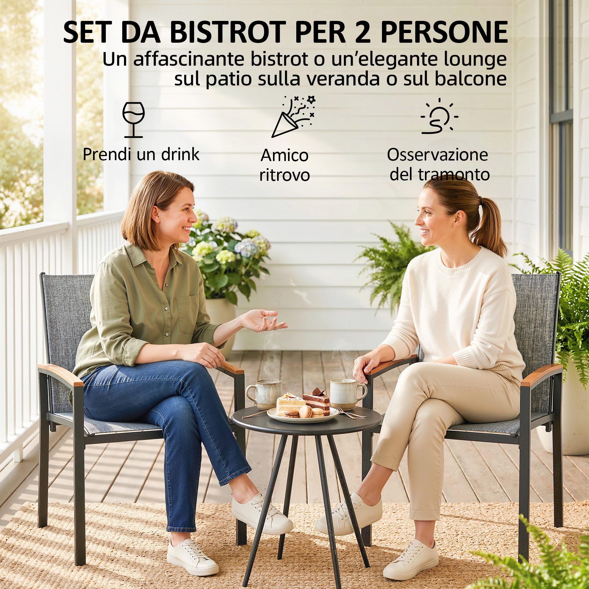 Due donne sedute su un balcone a un tavolo con torta e caffè.
