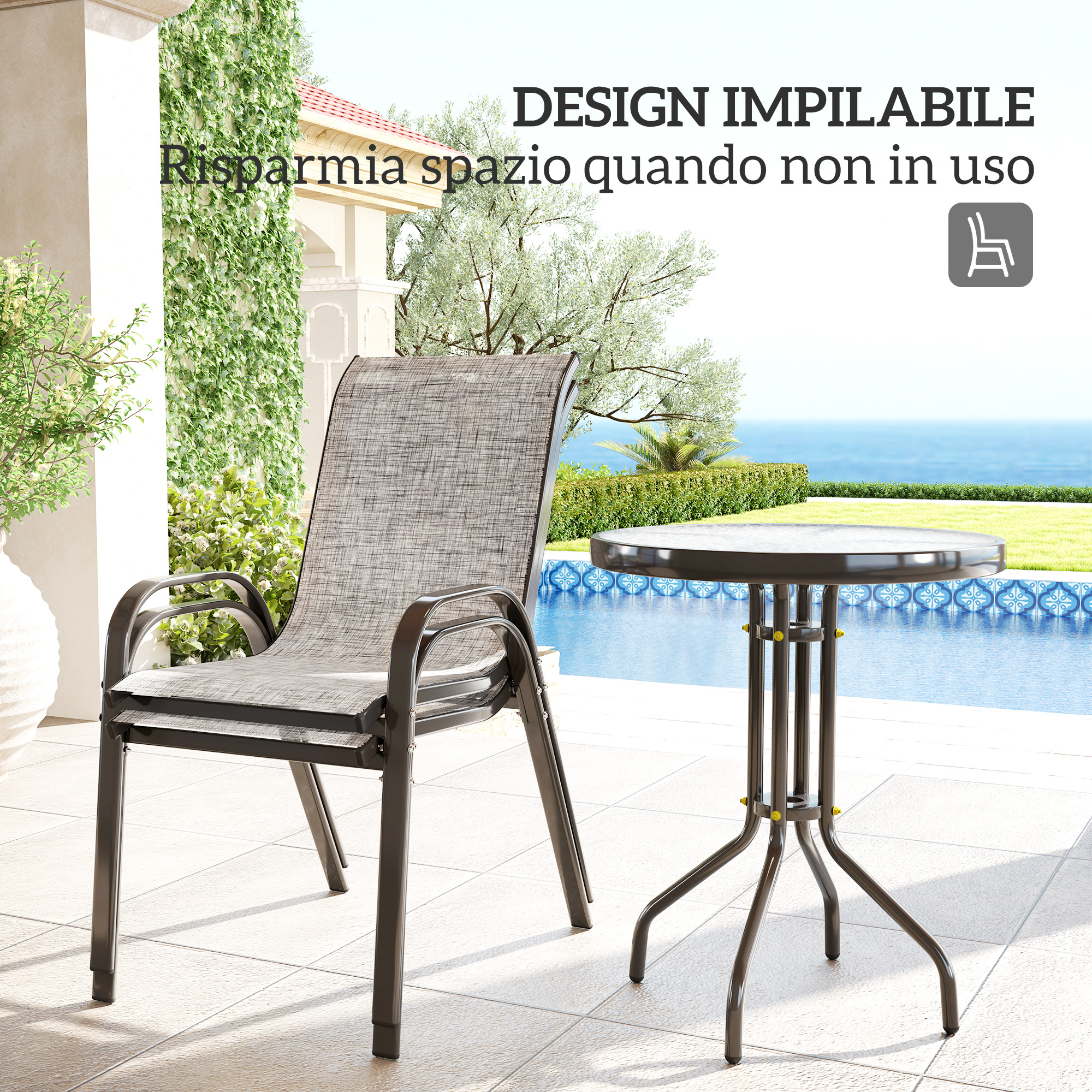 Sedia grigia impilabile e tavolo rotondo a bordo piscina con vista mare.
