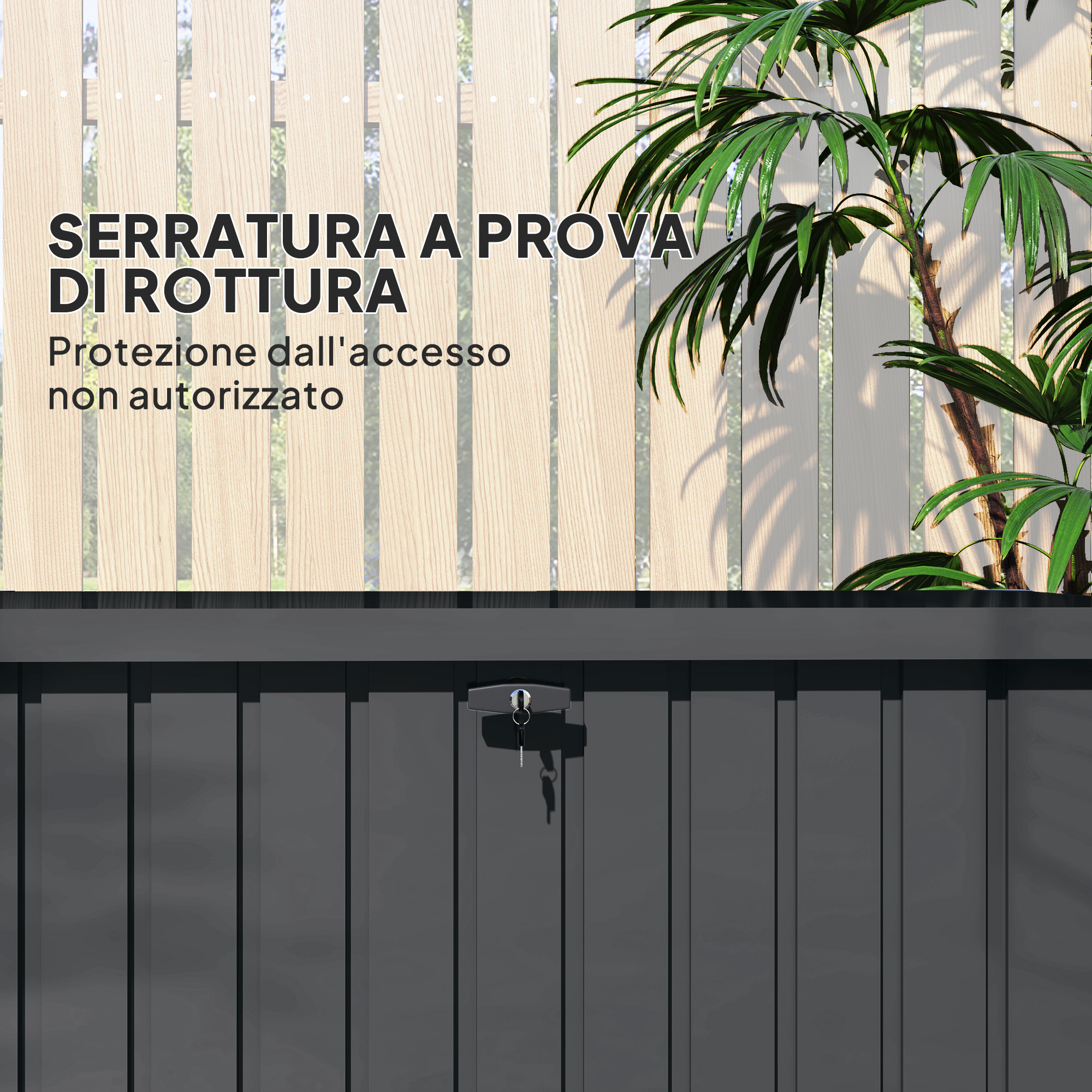 Cancello grigio scuro con serratura e chiave davanti a recinzione in legno e palma.