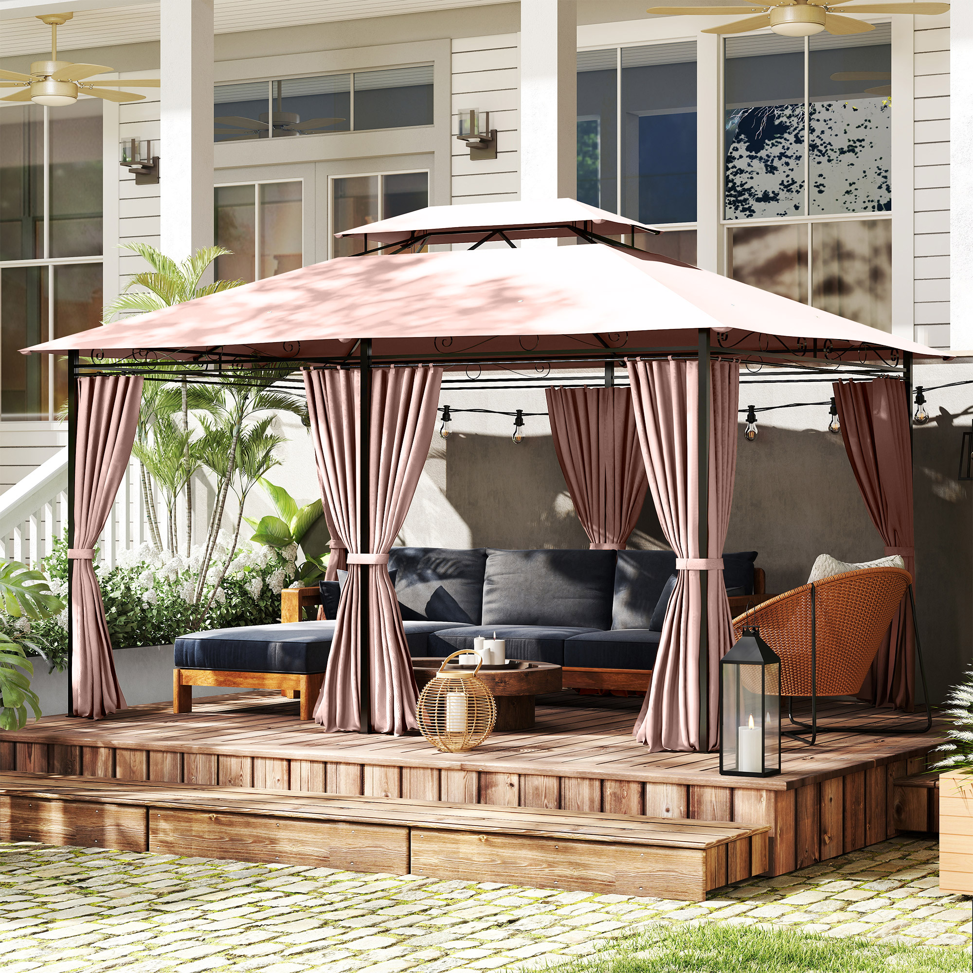 Un gazebo rosa con tende e mobili scuri su un ponte di legno.