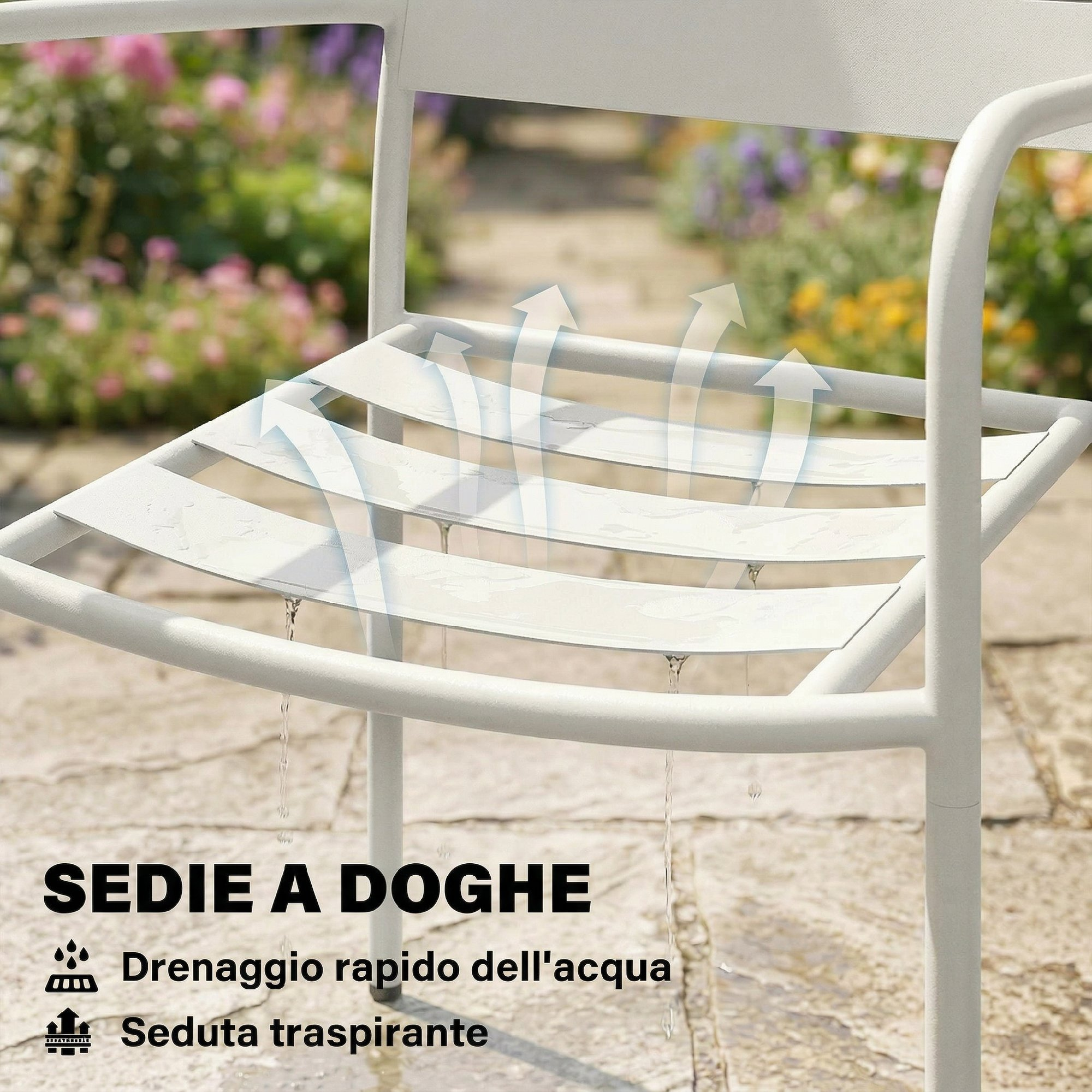 Sedie da giardino bianche a doghe con drenaggio acqua e circolazione aria.