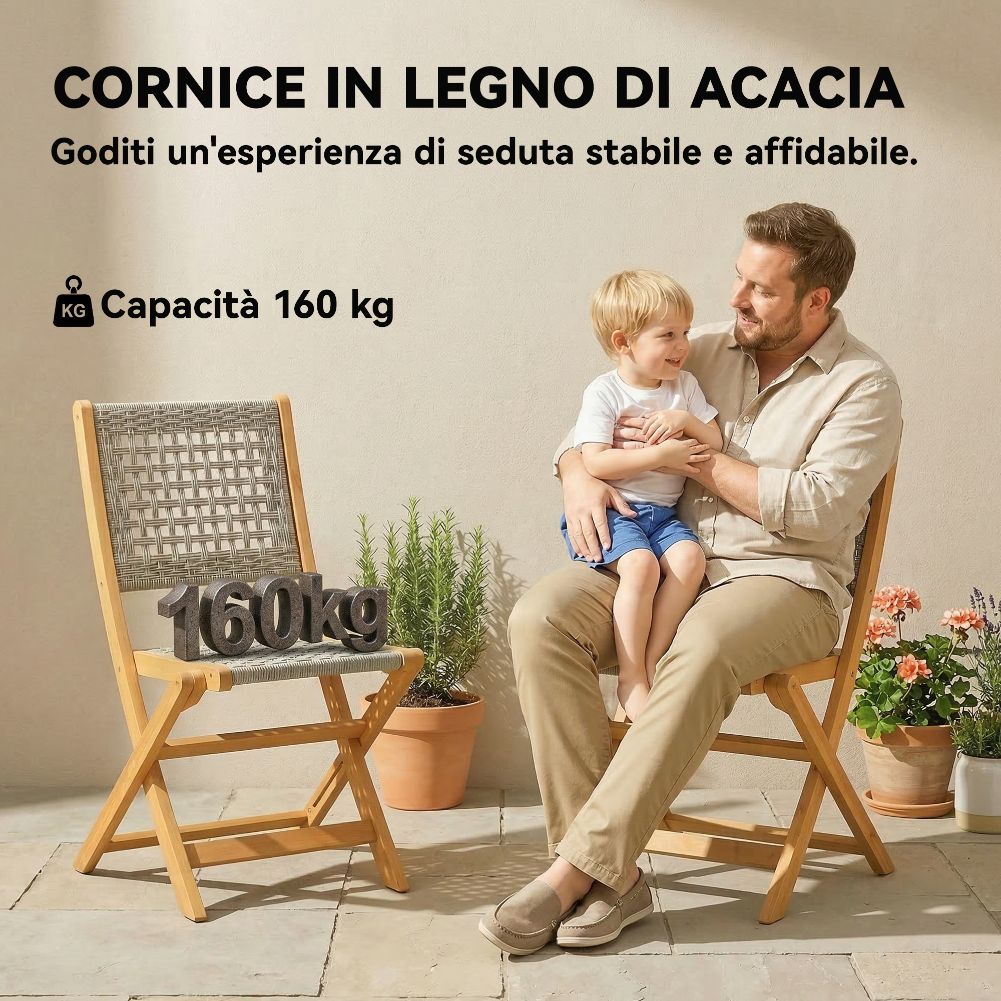 Un uomo tiene un bambino su una sedia di legno. Capacità 160 kg.