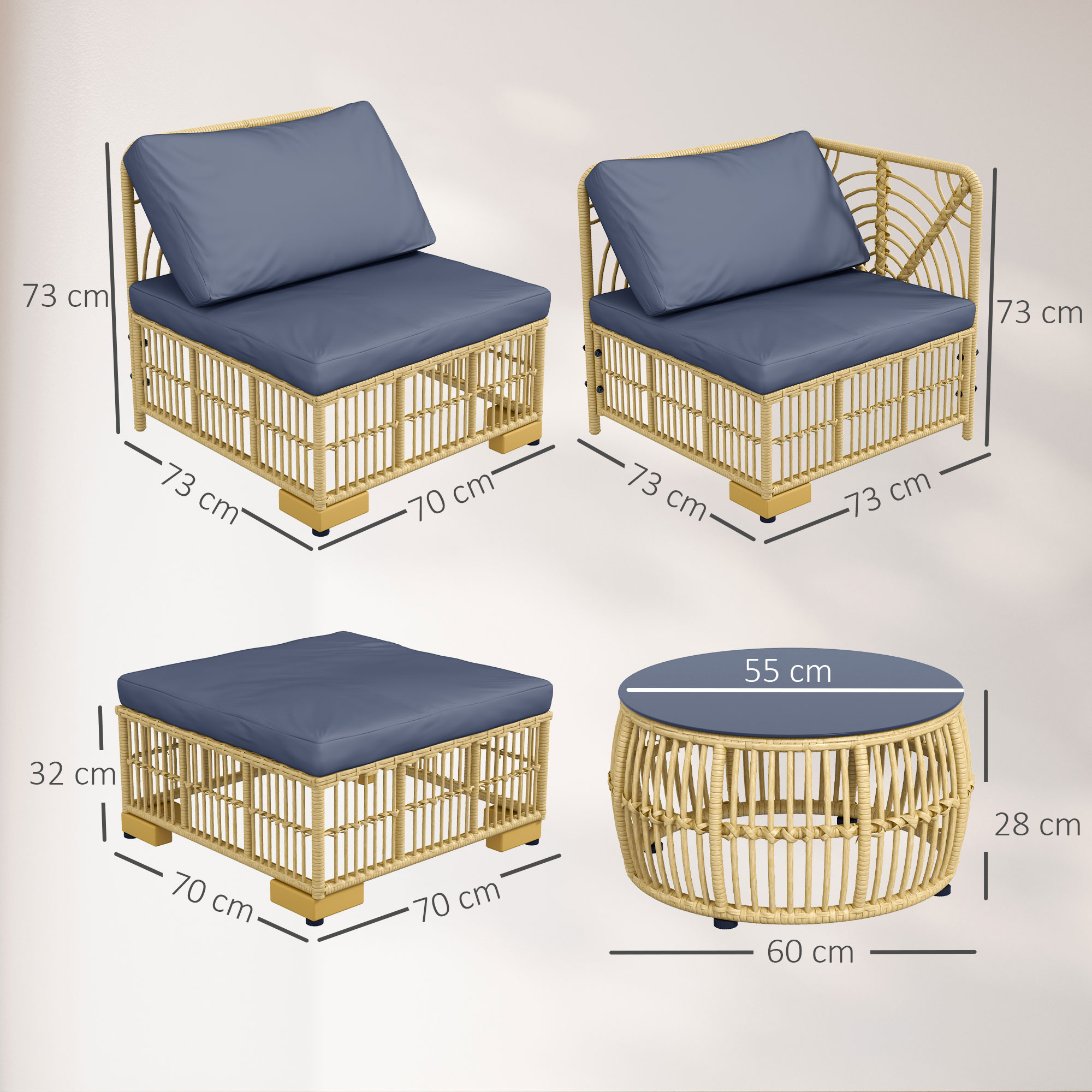 Poltrone in rattan con cuscini blu, dimensioni indicate. Tavolino accanto.