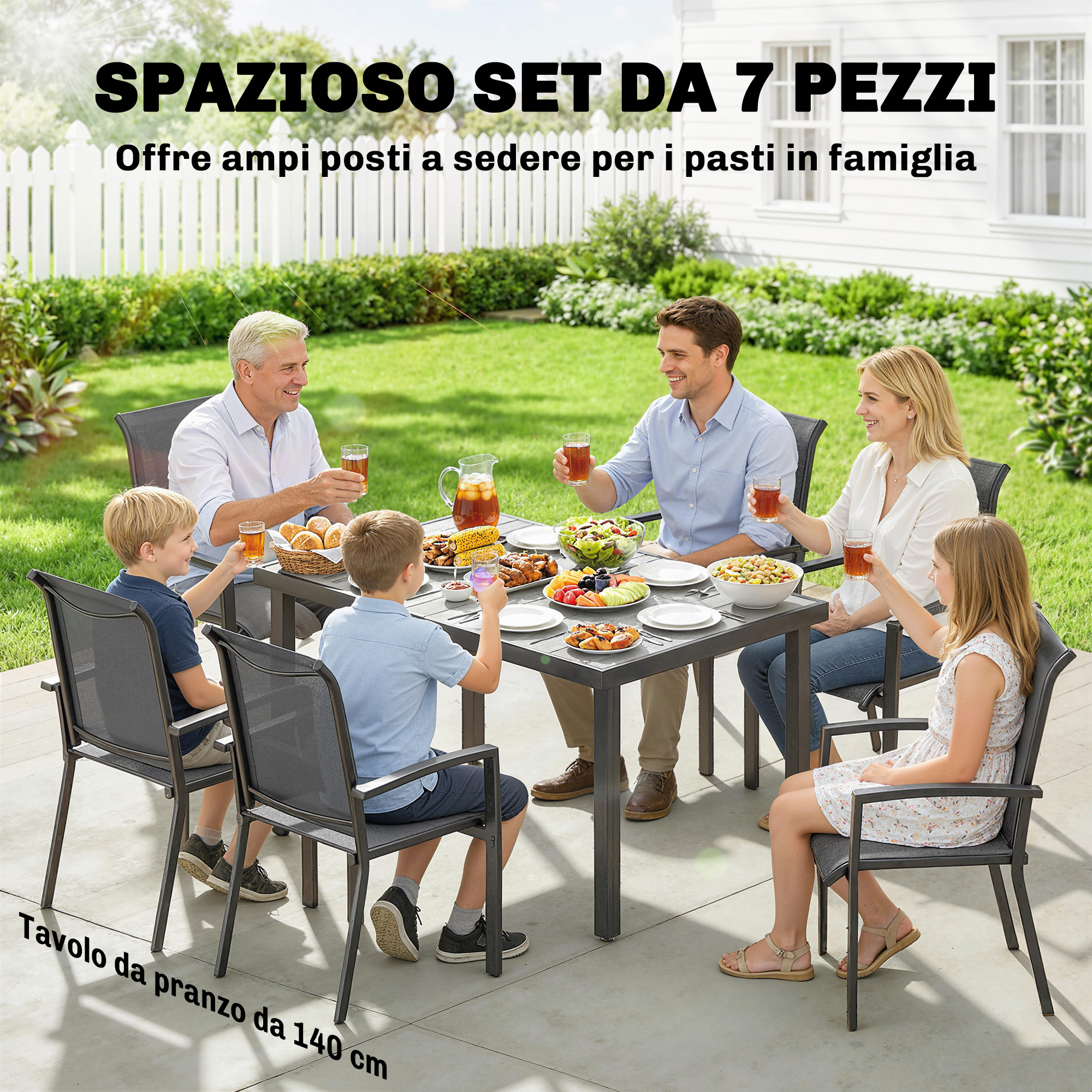 Una famiglia si gode un pasto all'aperto con un set da 7 pezzi, cibo e bevande.