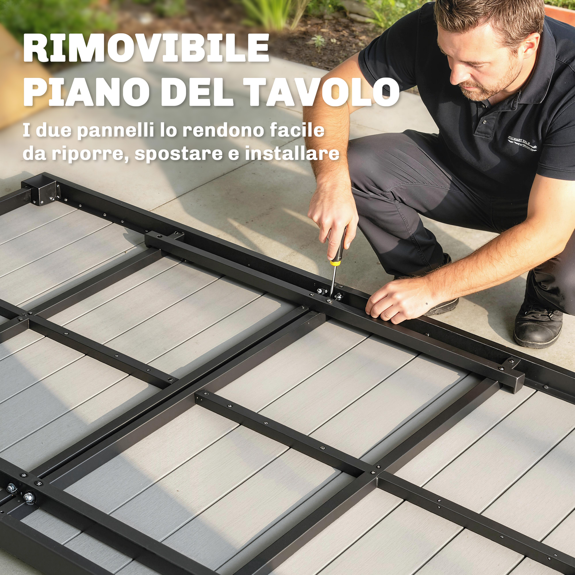 Uomo avvita telaio tavolo metallo con pannelli in legno.