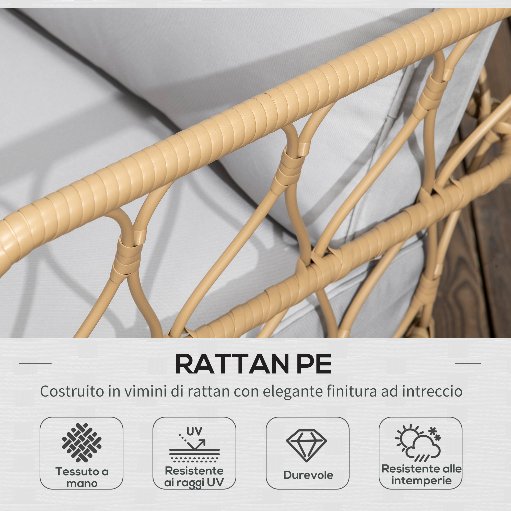 Primo piano di un mobile in rattan PE con cuscini grigi.
