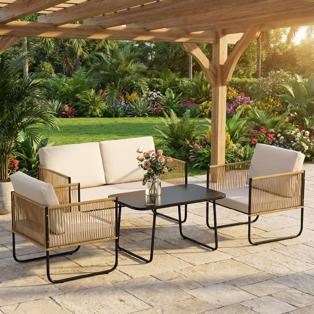 Set di mobili da esterno sotto pergola con fiori sullo sfondo.