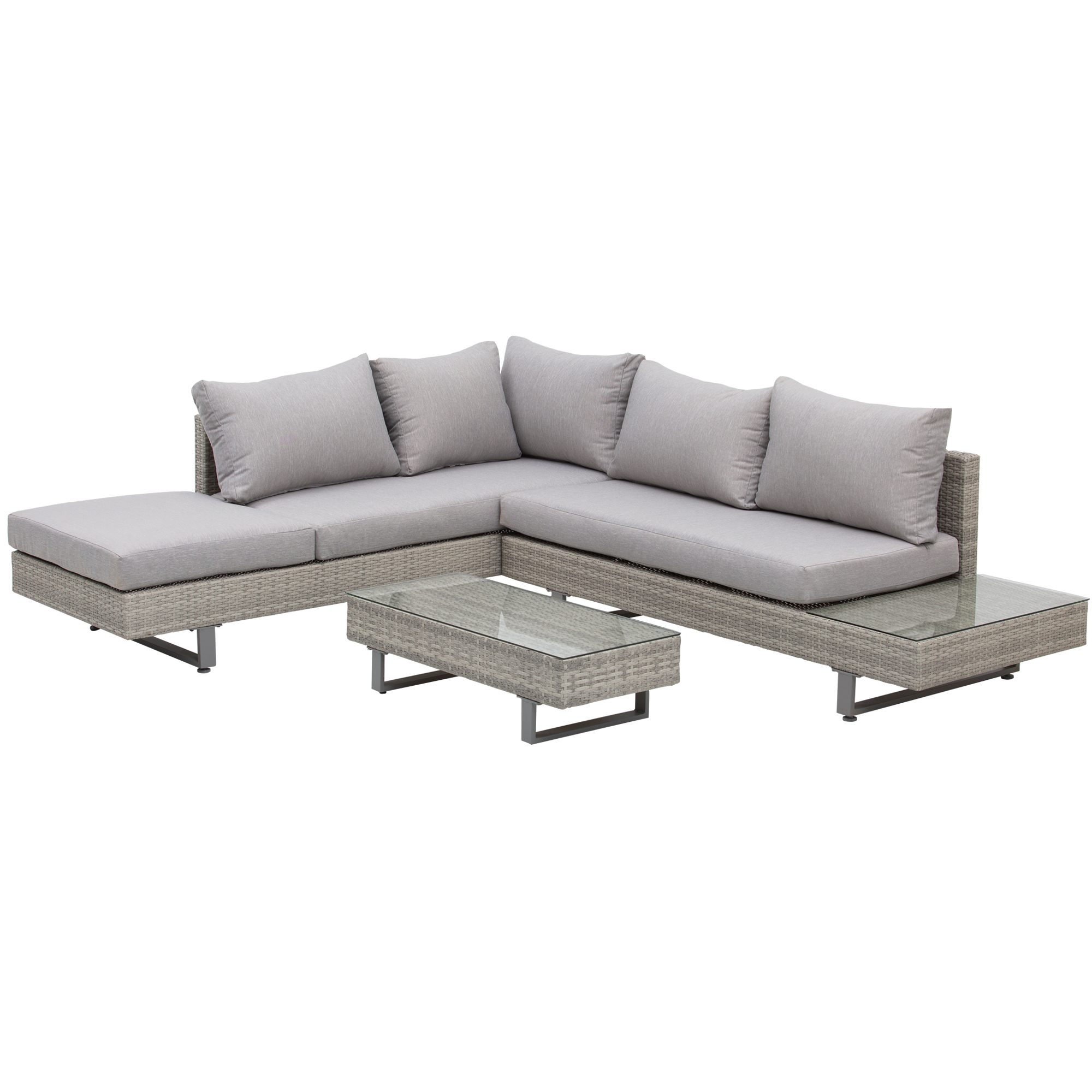 Divano componibile in rattan grigio con tavolino in vetro.