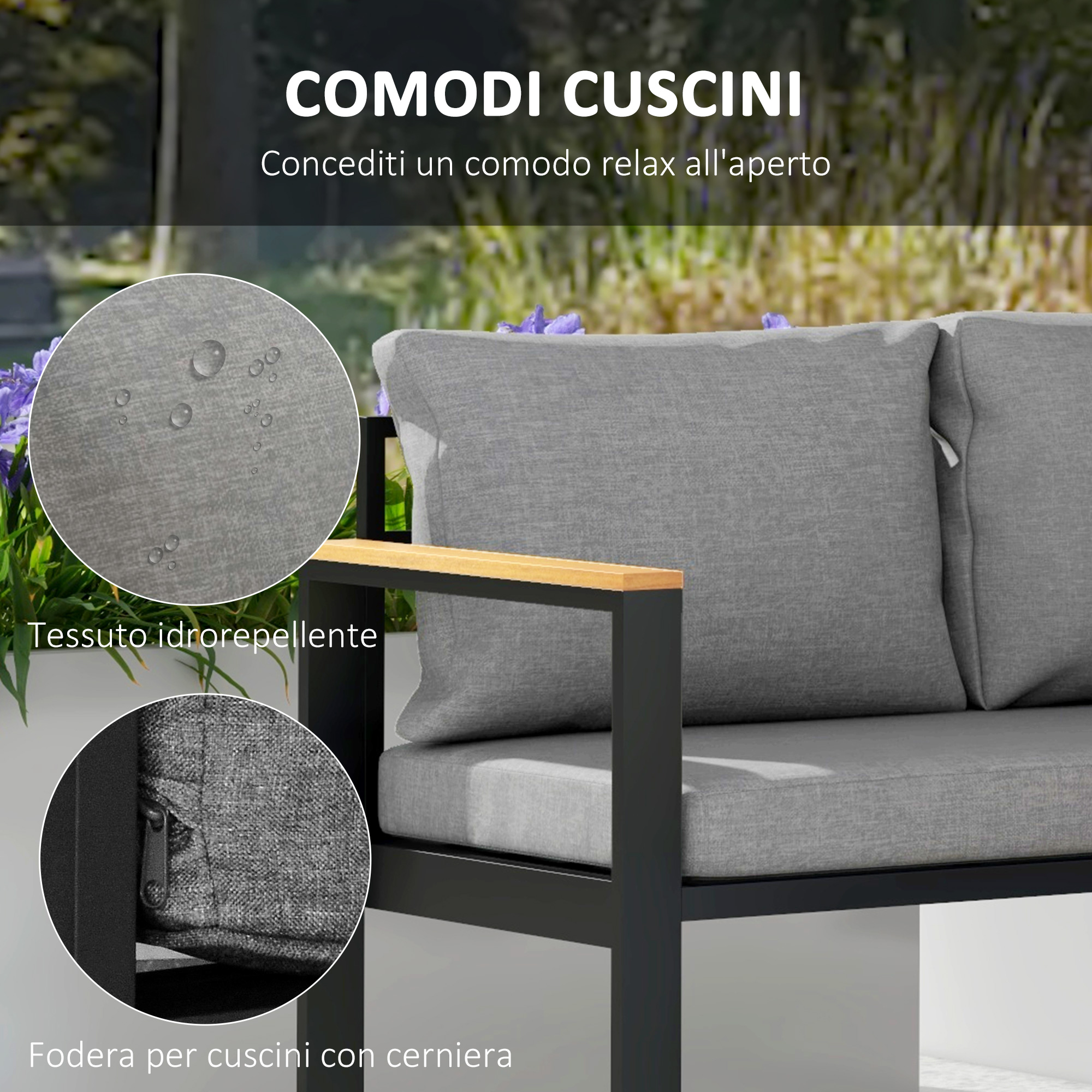Divano grigio da esterno con braccioli in legno e cuscini idrorepellenti.