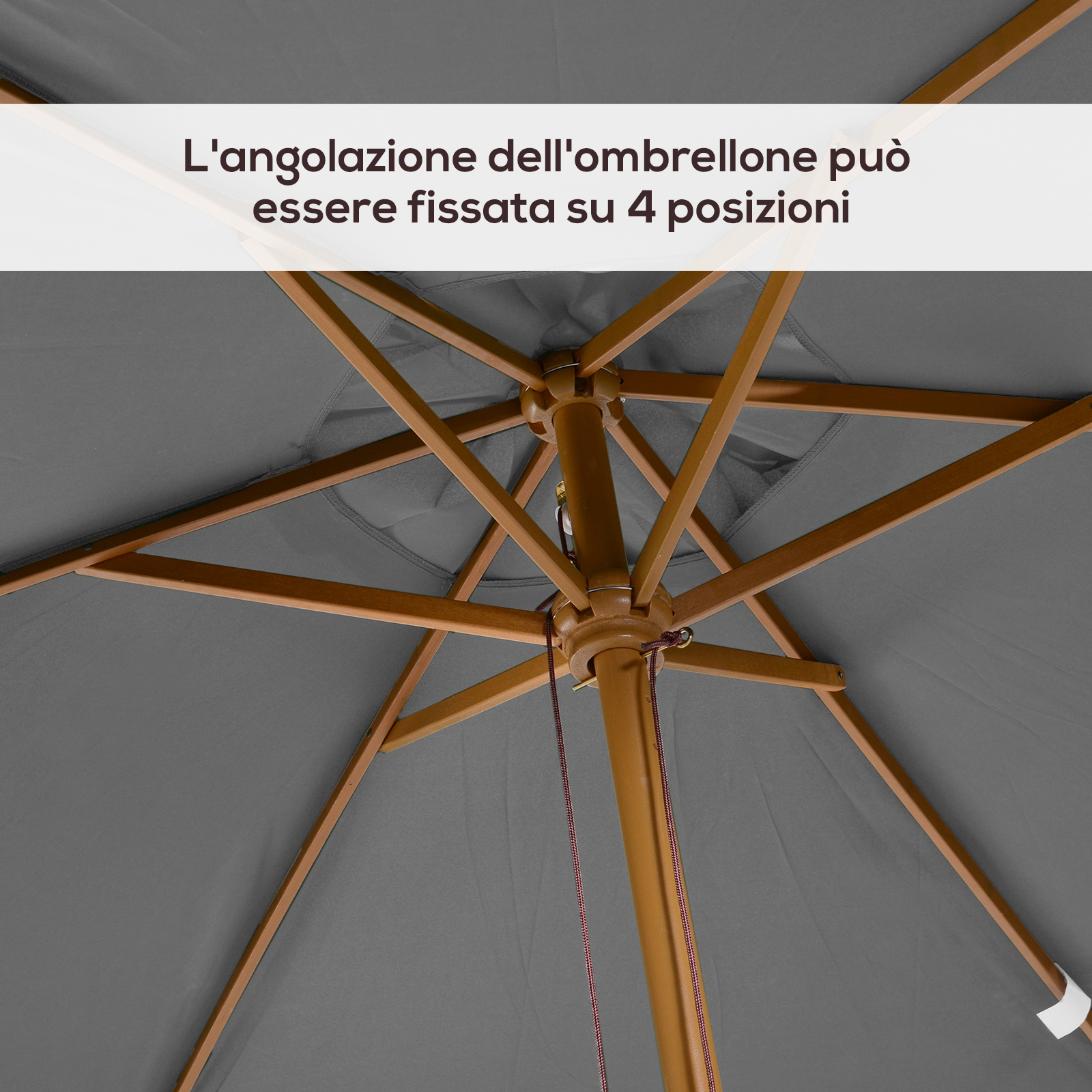 Sottopancia di un ombrellone grigio con stecche in legno e corda.