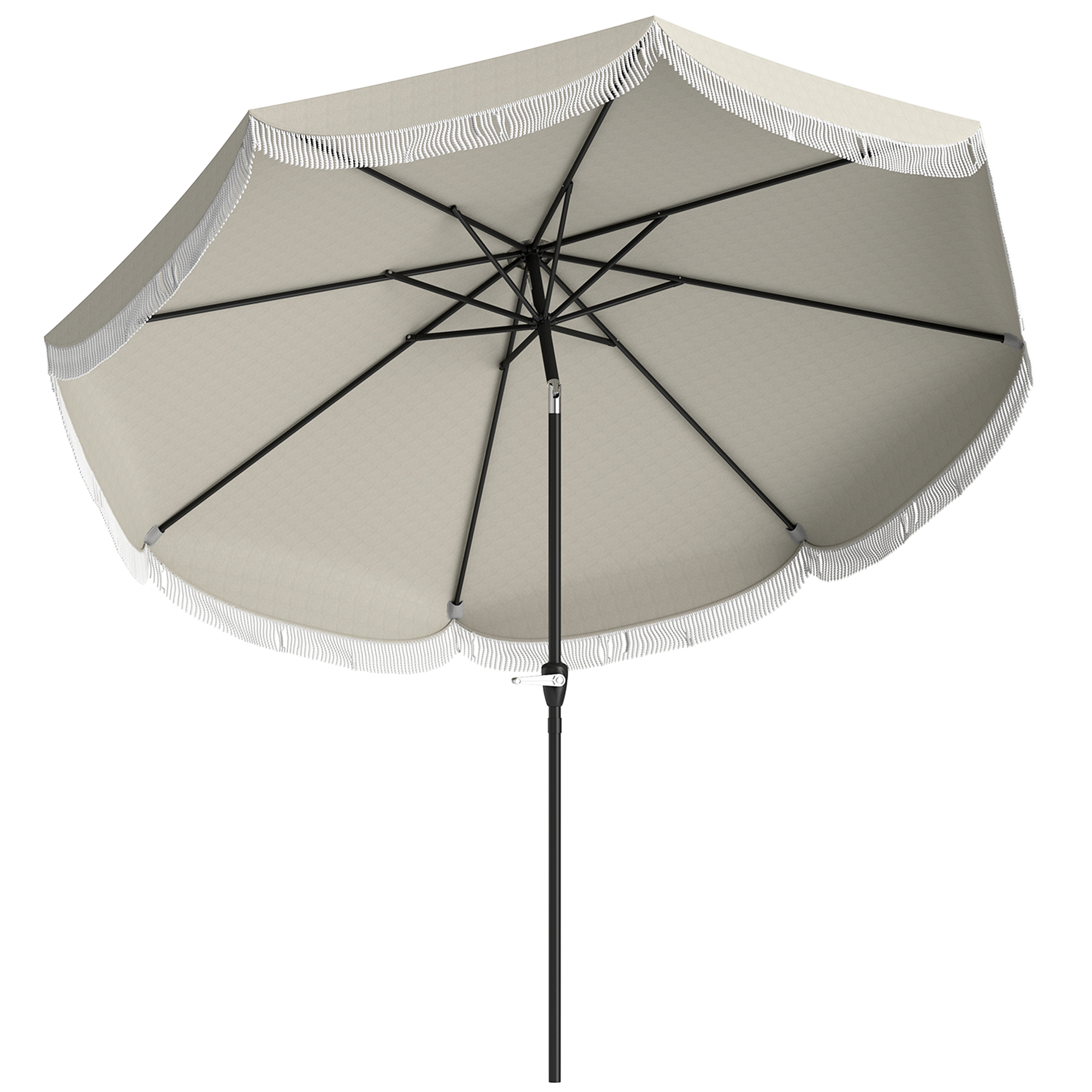 Un parasole beige con frange bianche, visto dal basso.