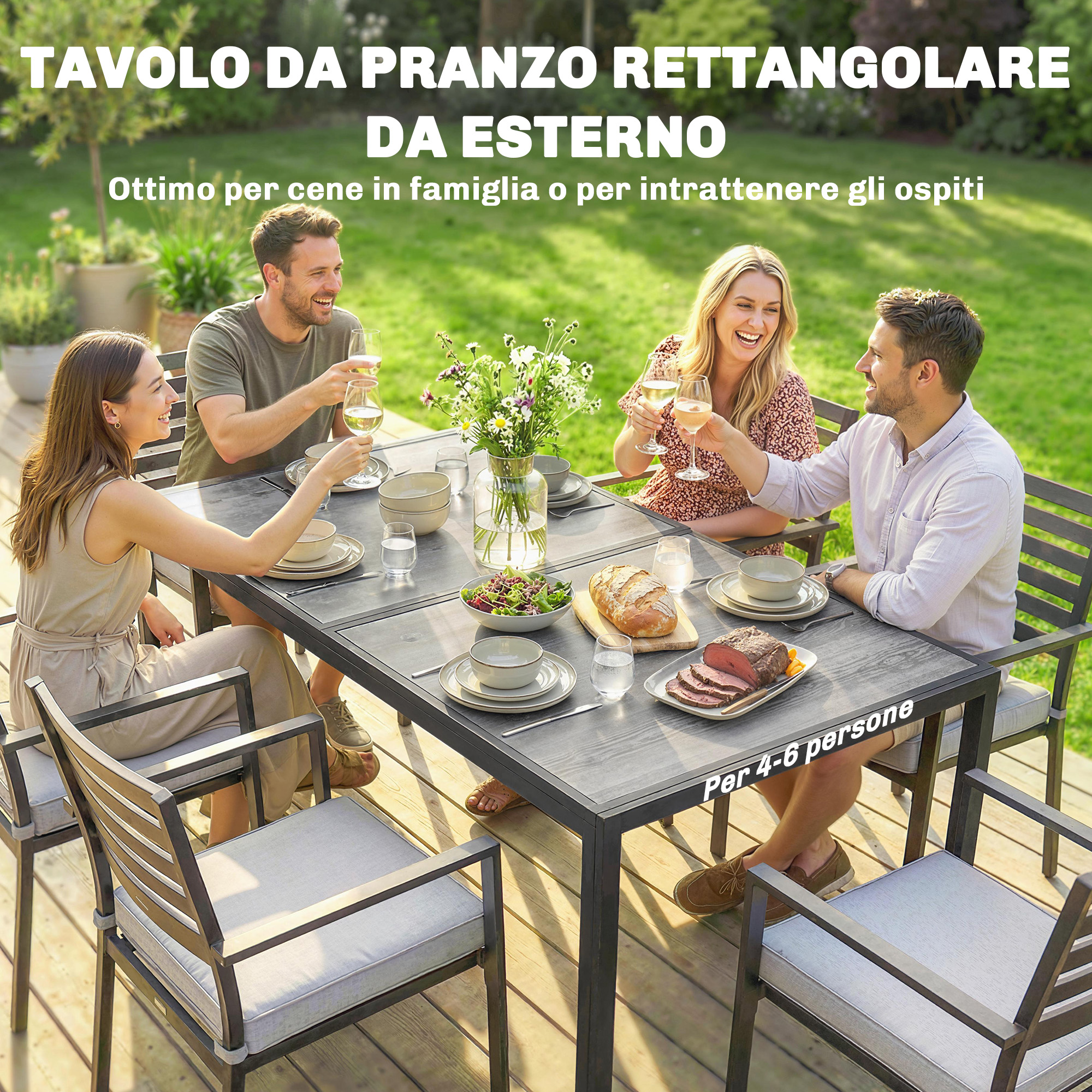 Quattro persone pranzano all'aperto a un tavolo rettangolare con arrosto, pane e insalata.