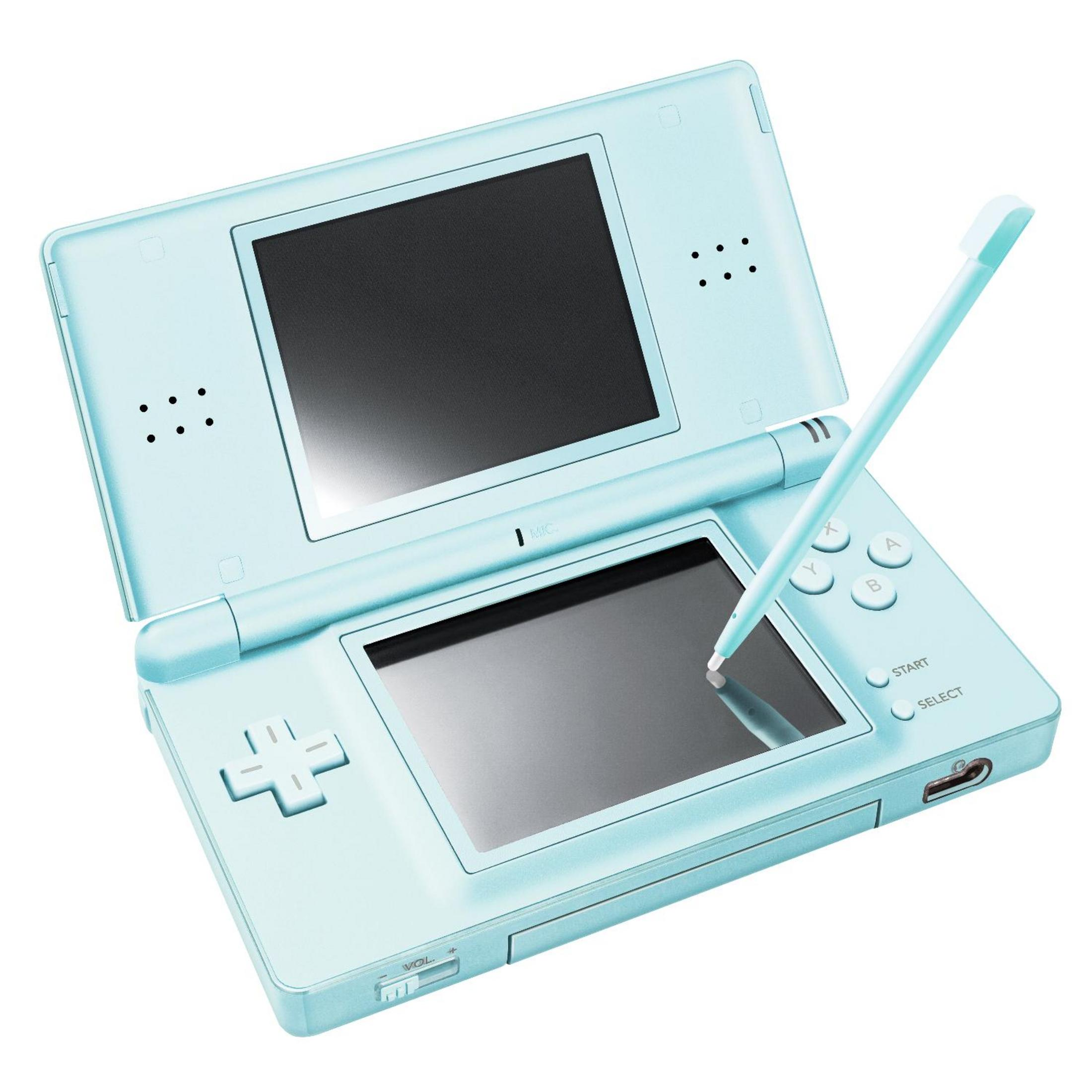 Ein hellblaues Nintendo DS mit Stift auf weißem Hintergrund.