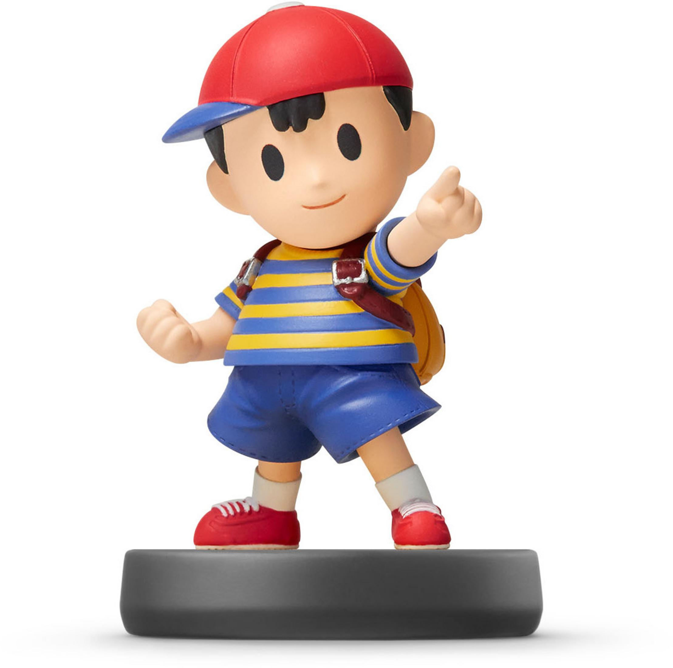 Una figura con cappello rosso e maglia a righe gialle e blu sta su una base.