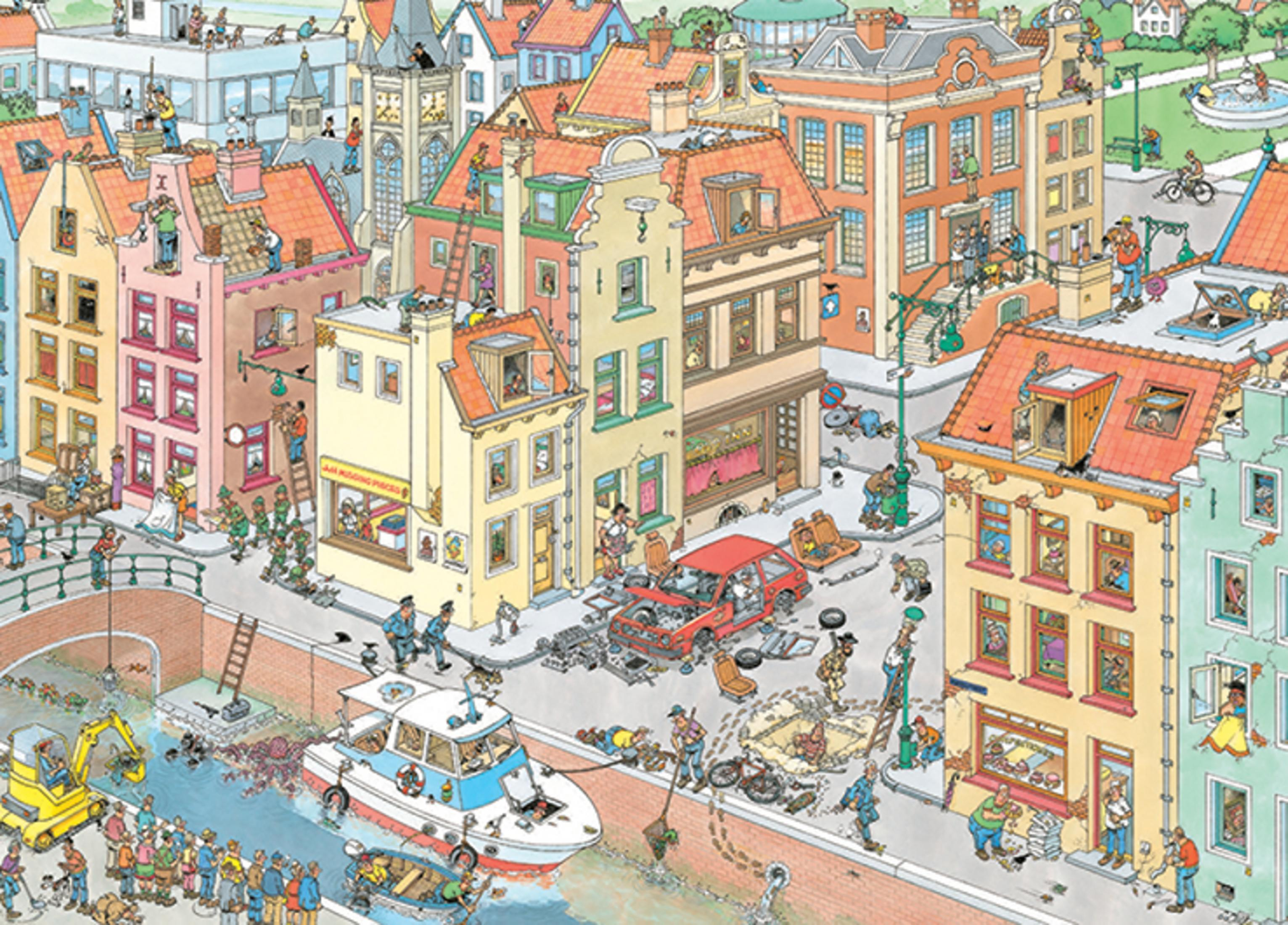 Eine belebte Straßenszene mit Kanälen, Booten, Autos und vielen Menschen.