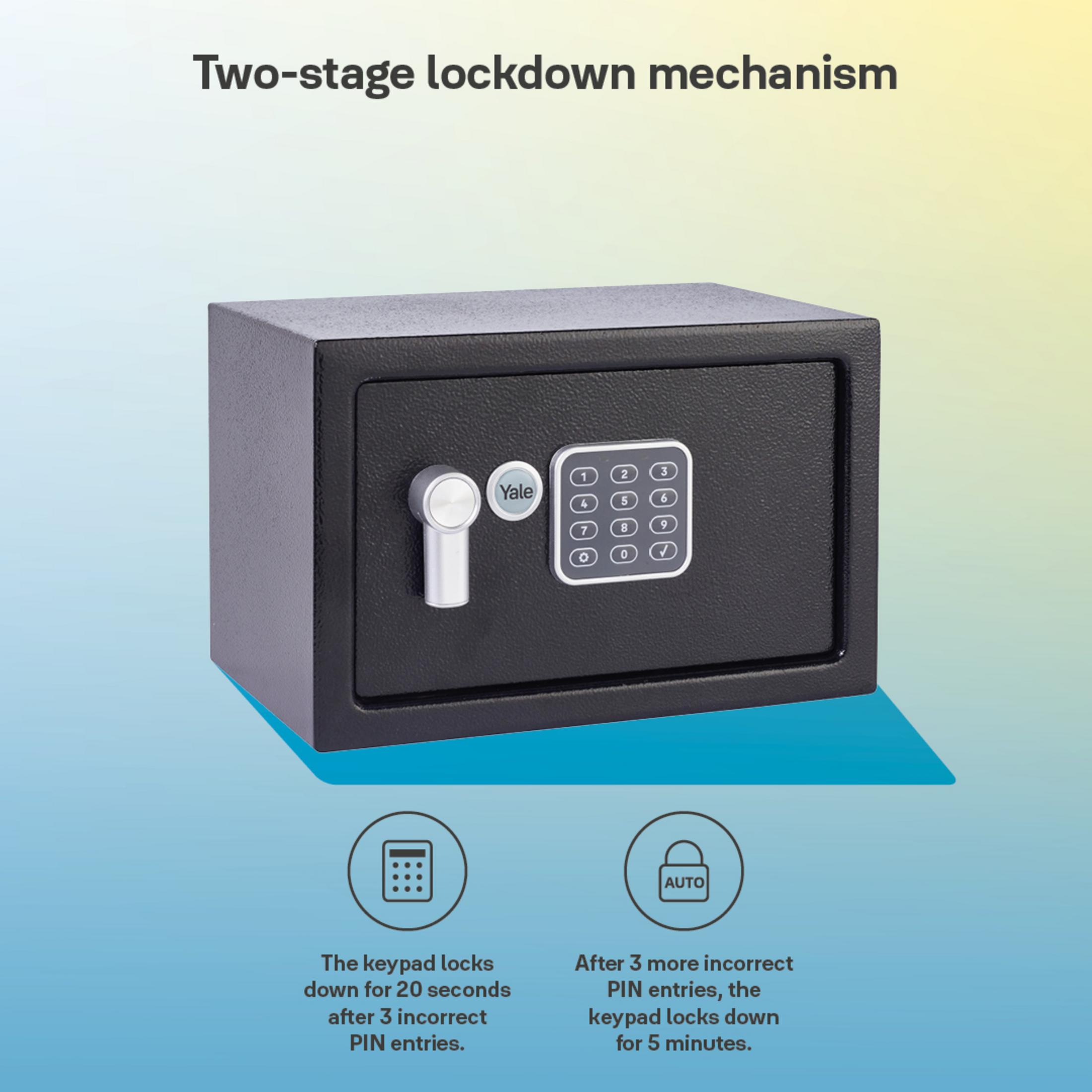 Ein schwarzer Safe mit digitaler Tastatur und silbernem Griff.