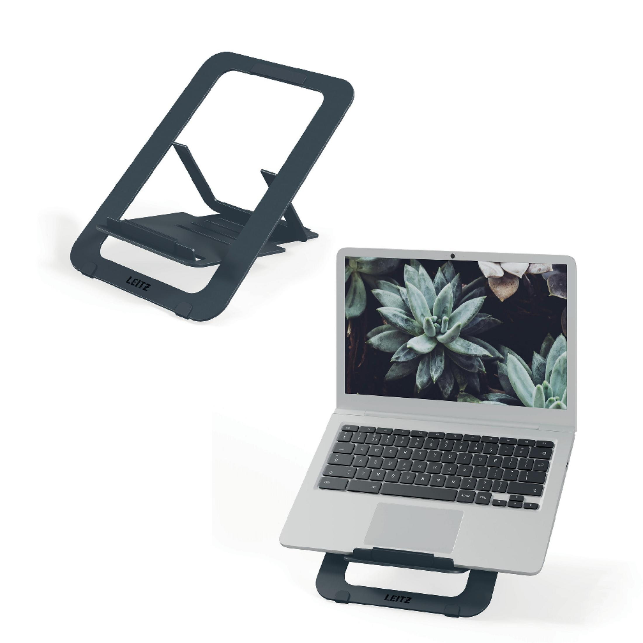 Un supporto scuro per laptop e un laptop con succulente sullo schermo.