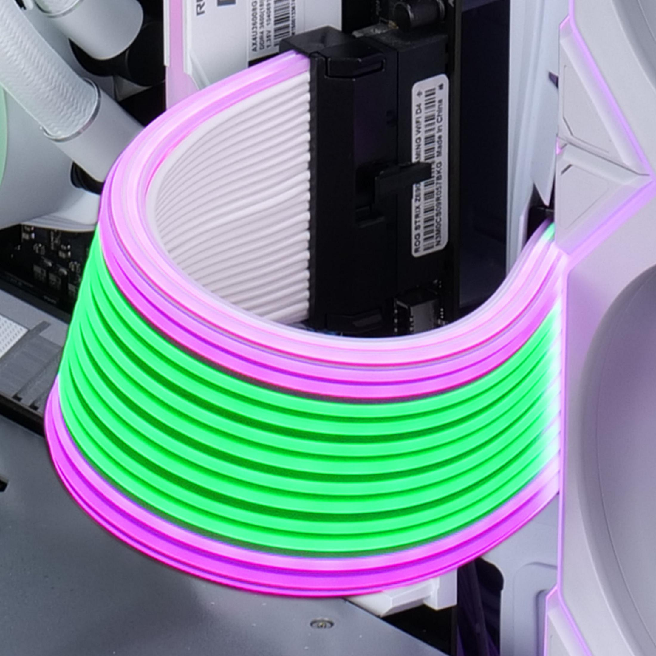 Interno di un PC con cavi illuminati in verde e rosa.