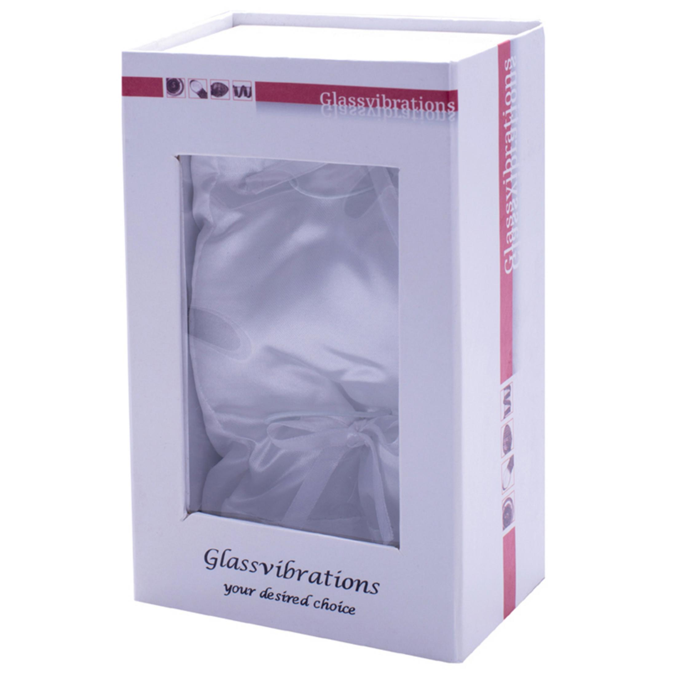 Weiße Box mit Fenster, zeigt weißen Satin. Text: 'Glassvibrations'.