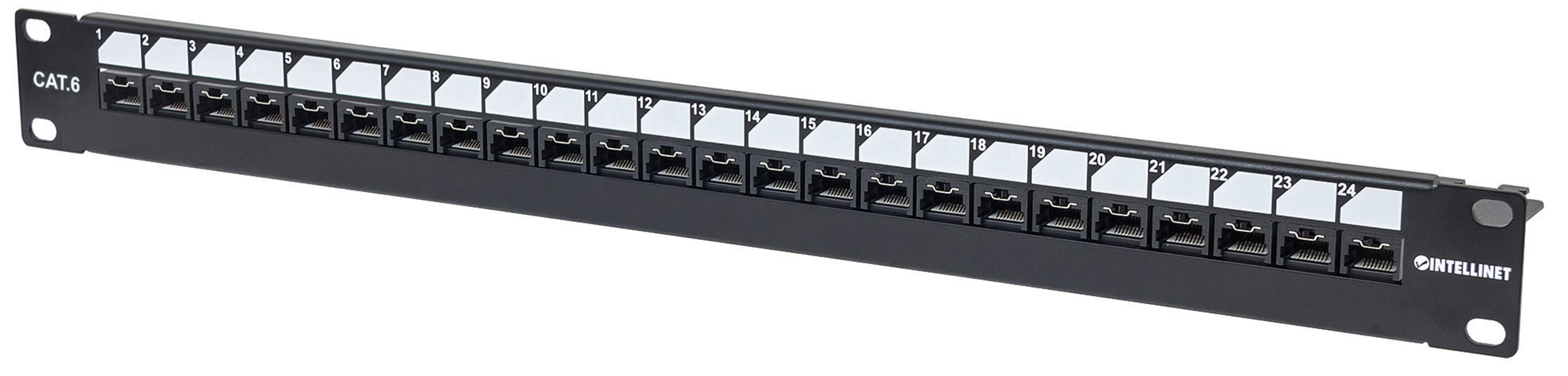 Un patch panel nero CAT.6 con 24 porte, numerate da 1 a 24.