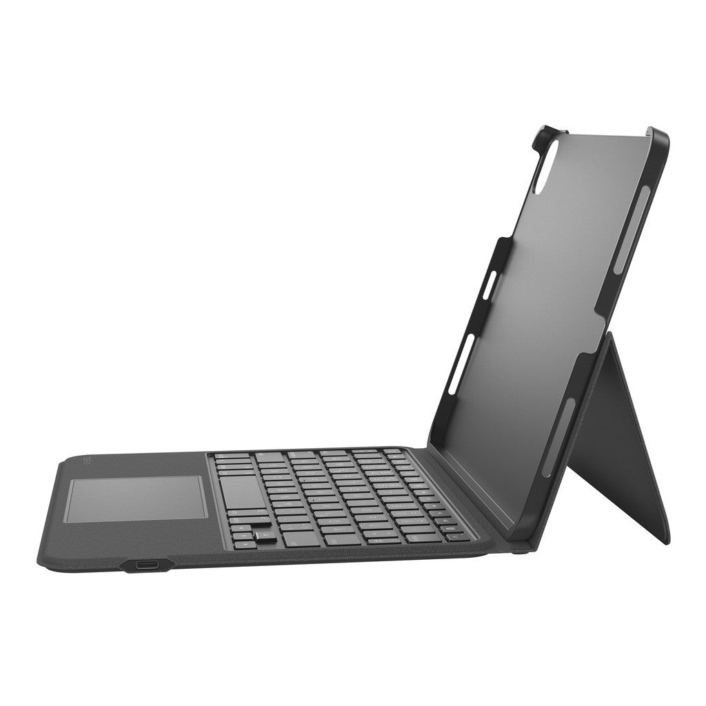 Schwarze Tablet-Hülle mit Tastatur und Trackpad, aufrecht stehend.
