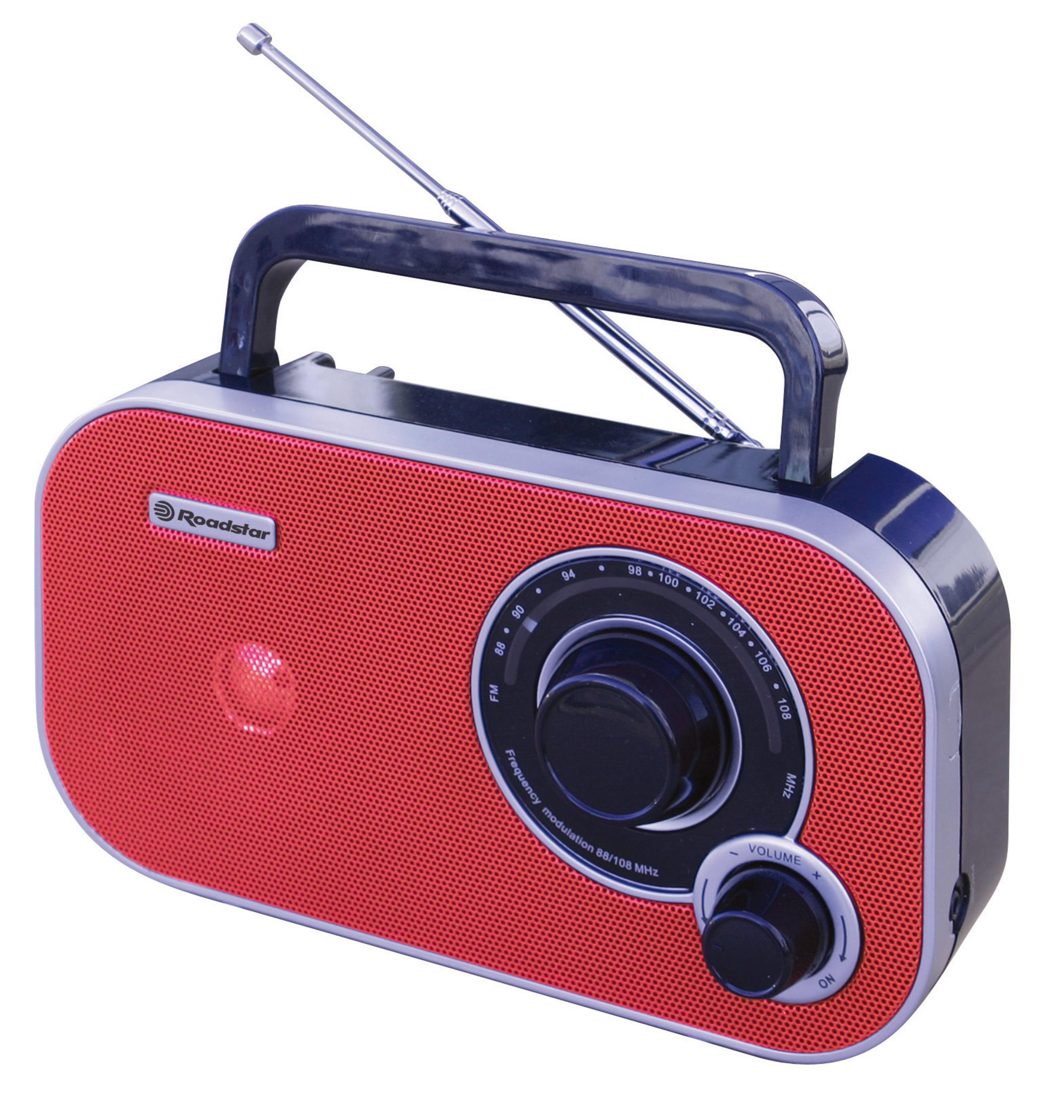 Una radio Roadstar rossa con manico argentato e antenna.