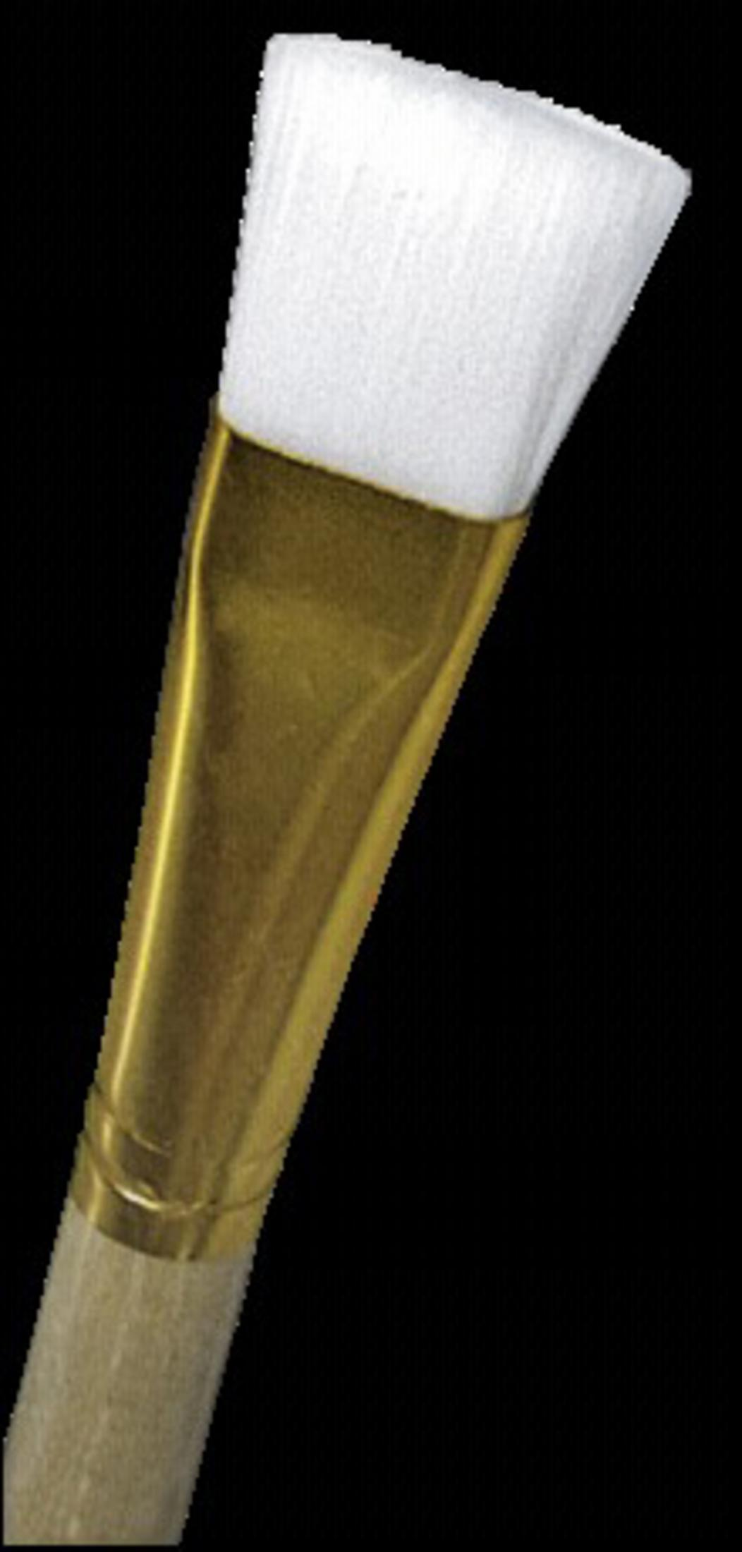Ein breiter Pinsel mit weißen Borsten und einem goldenen Griff.