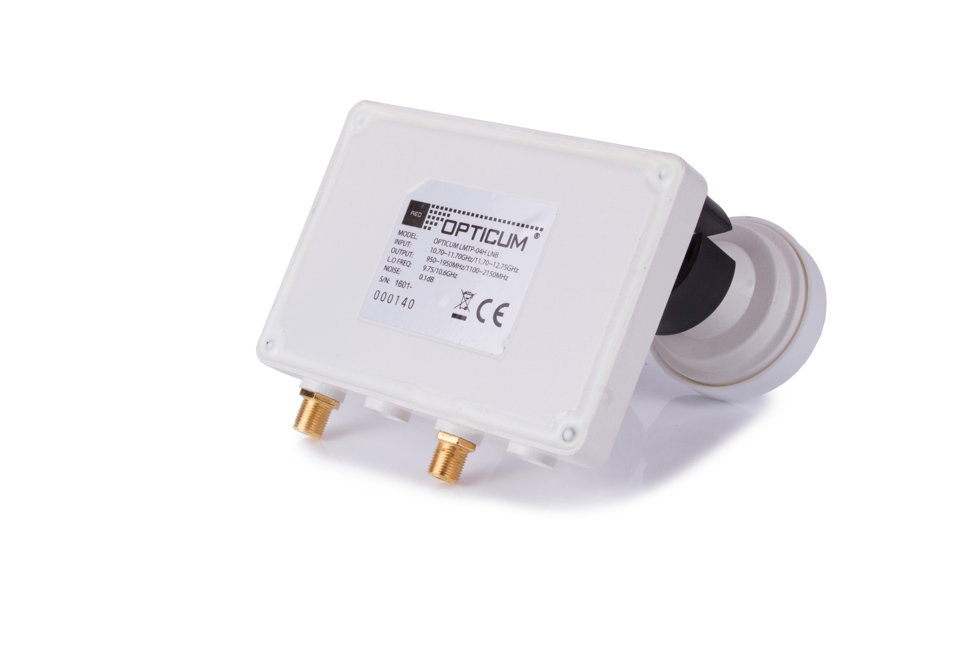 Ein weißer LNB mit goldenen Anschlüssen und Beschriftung, vor weißem Hintergrund.
