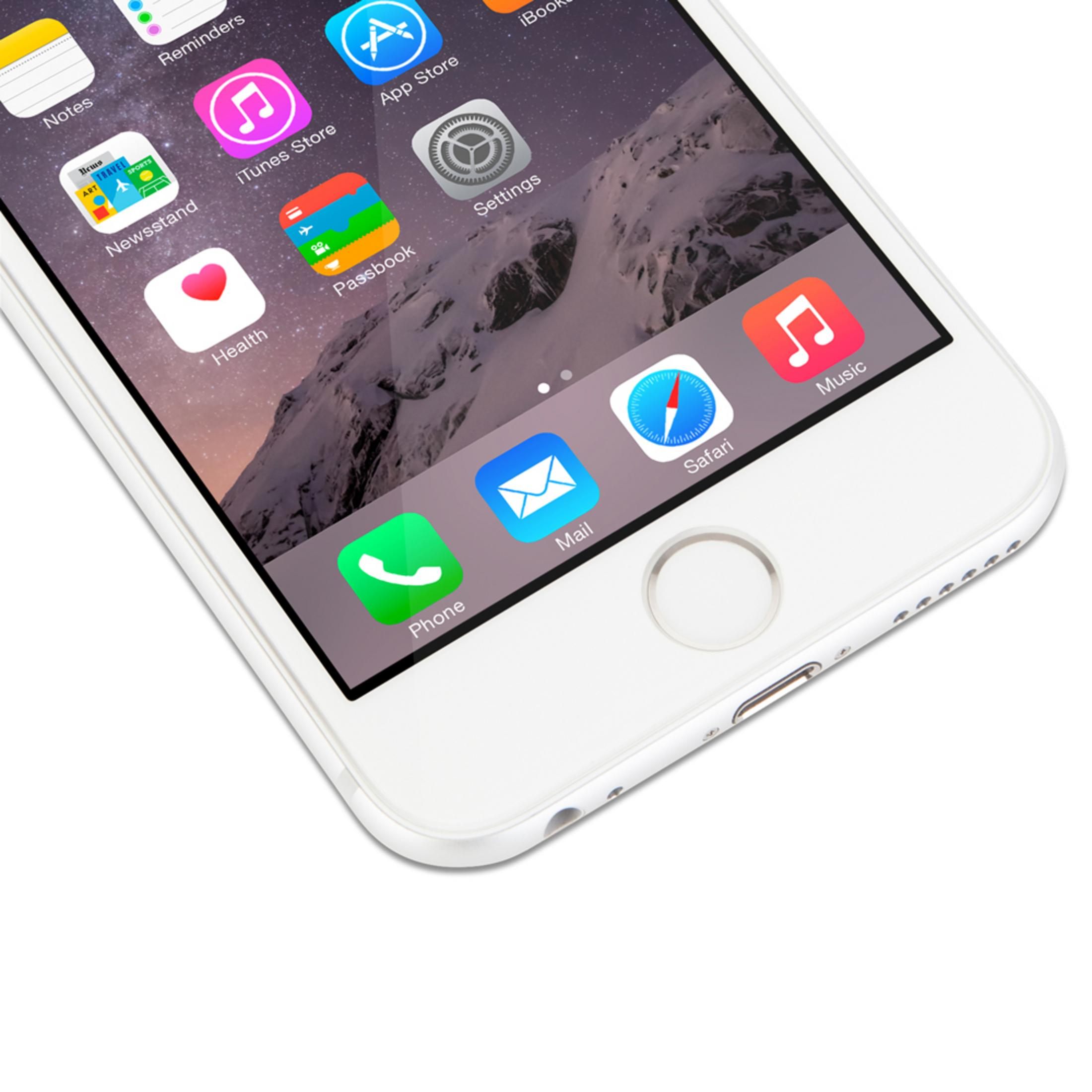 Uno smartphone bianco mostra la schermata principale con varie icone di app e uno sfondo di paesaggio montano.