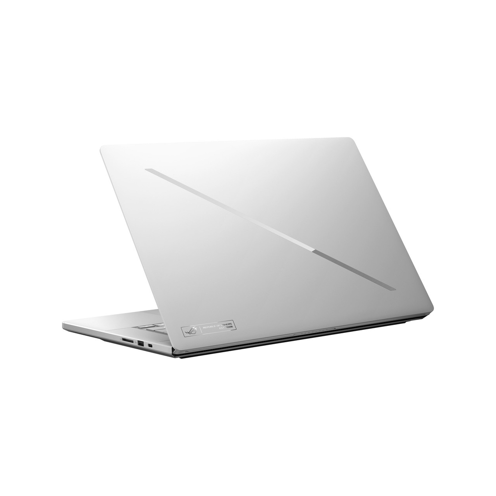 Gümüş rengi laptop, kapağında çapraz şerit tasarımı var.
