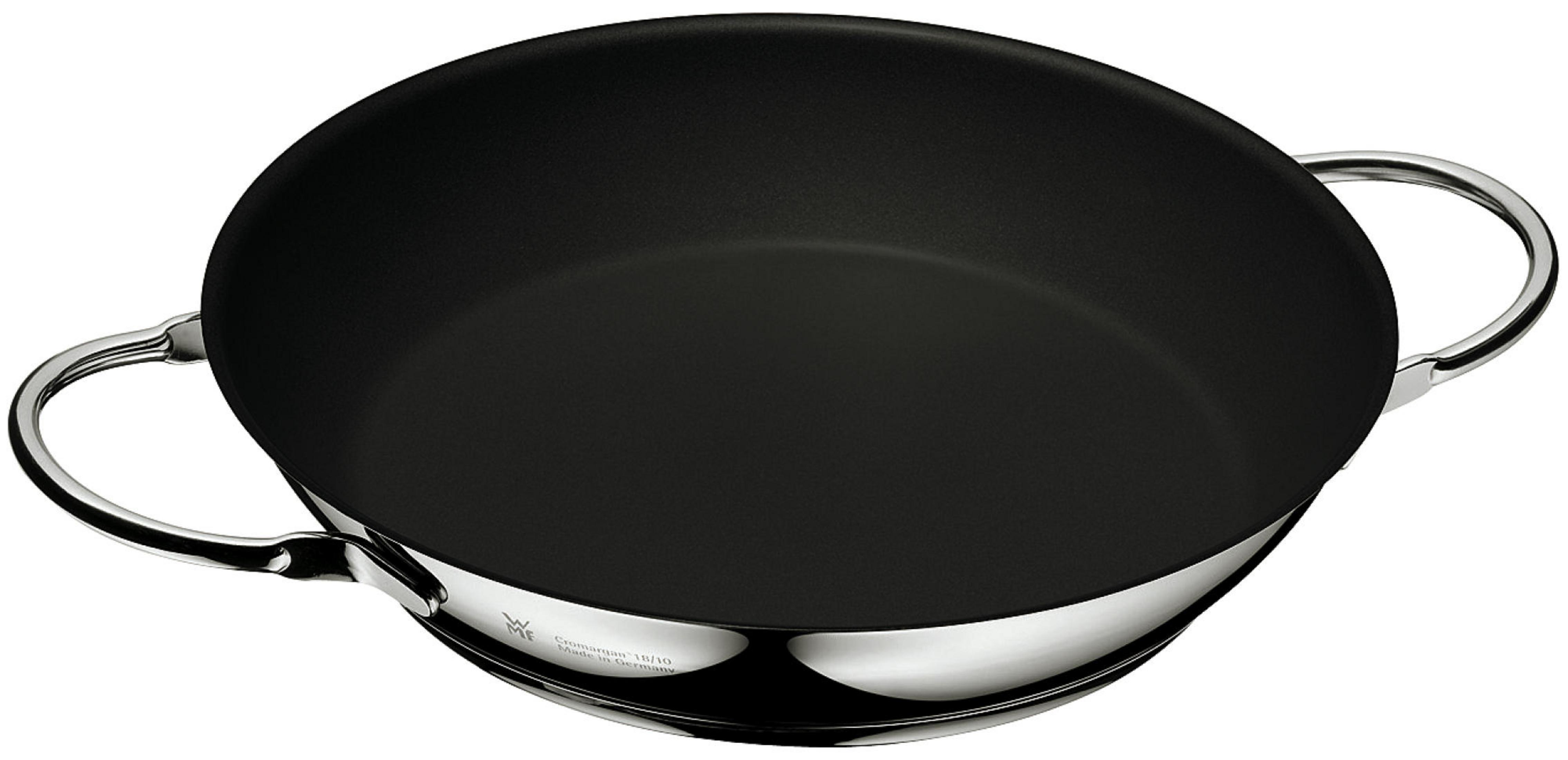 Eine schwarze Pfanne mit zwei Edelstahlgriffen auf weißem Hintergrund.