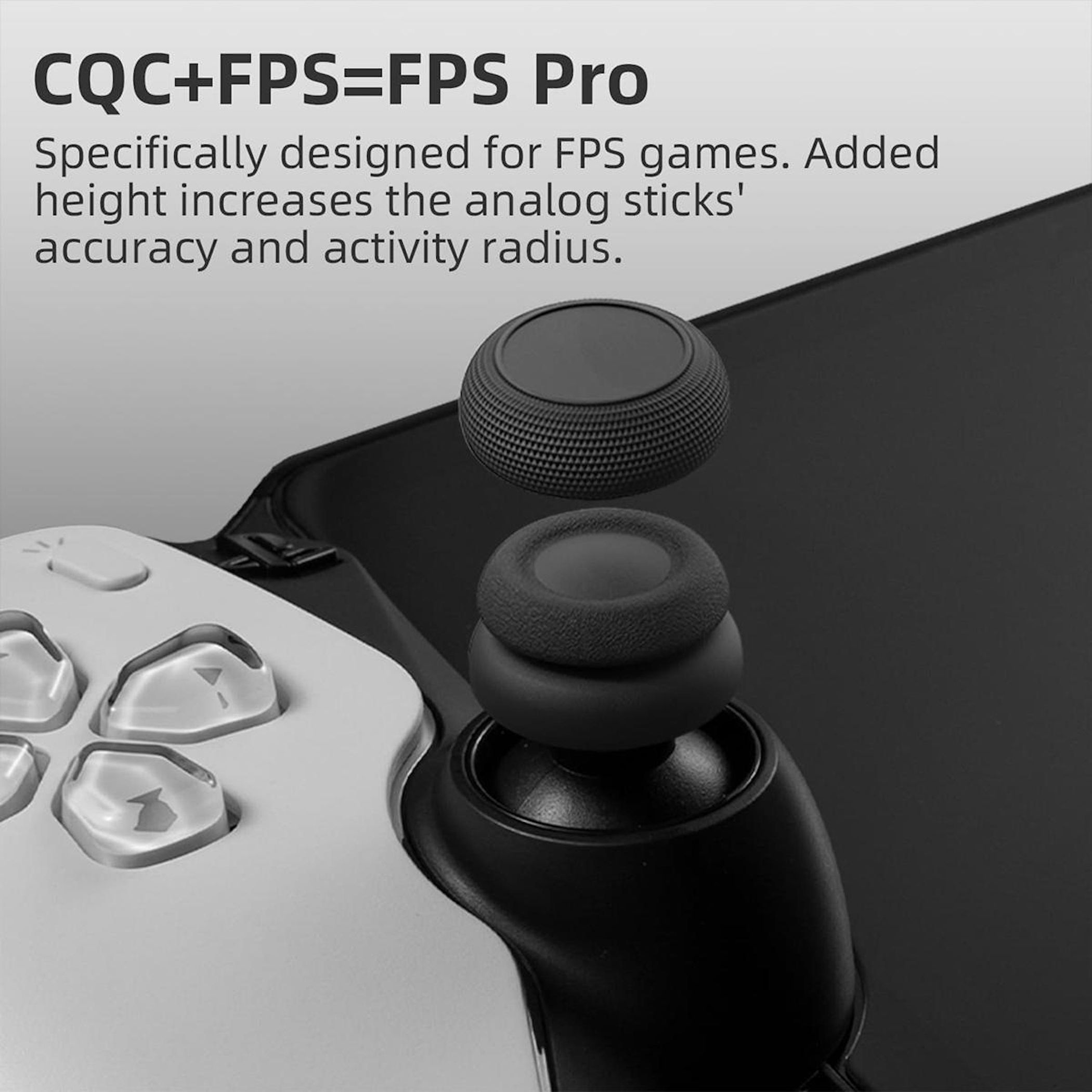 Ein Controller-Joystick mit zwei Aufsätzen, einem geriffelten und einem glatten.