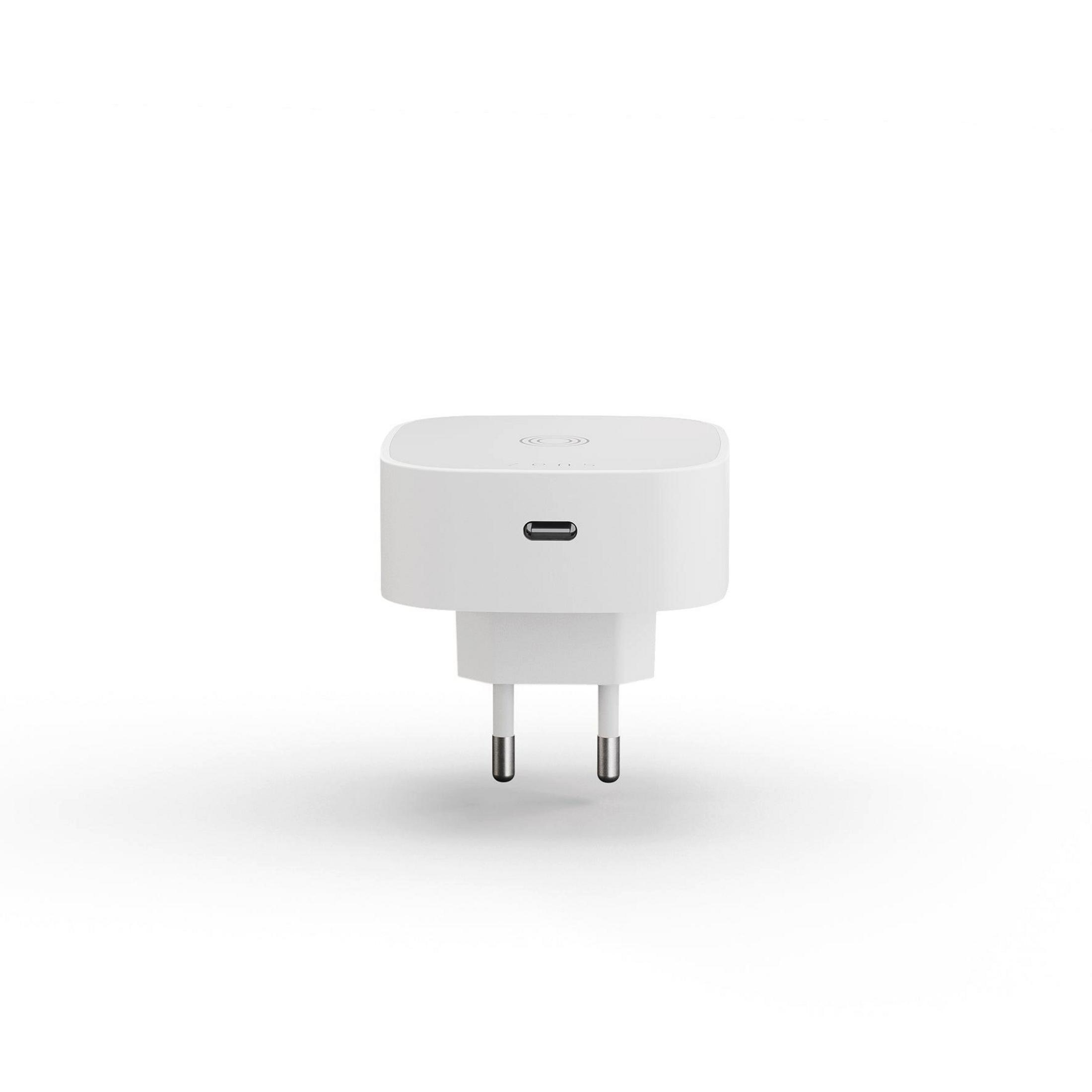 Witte oplader met USB-C poort en twee pinnen.