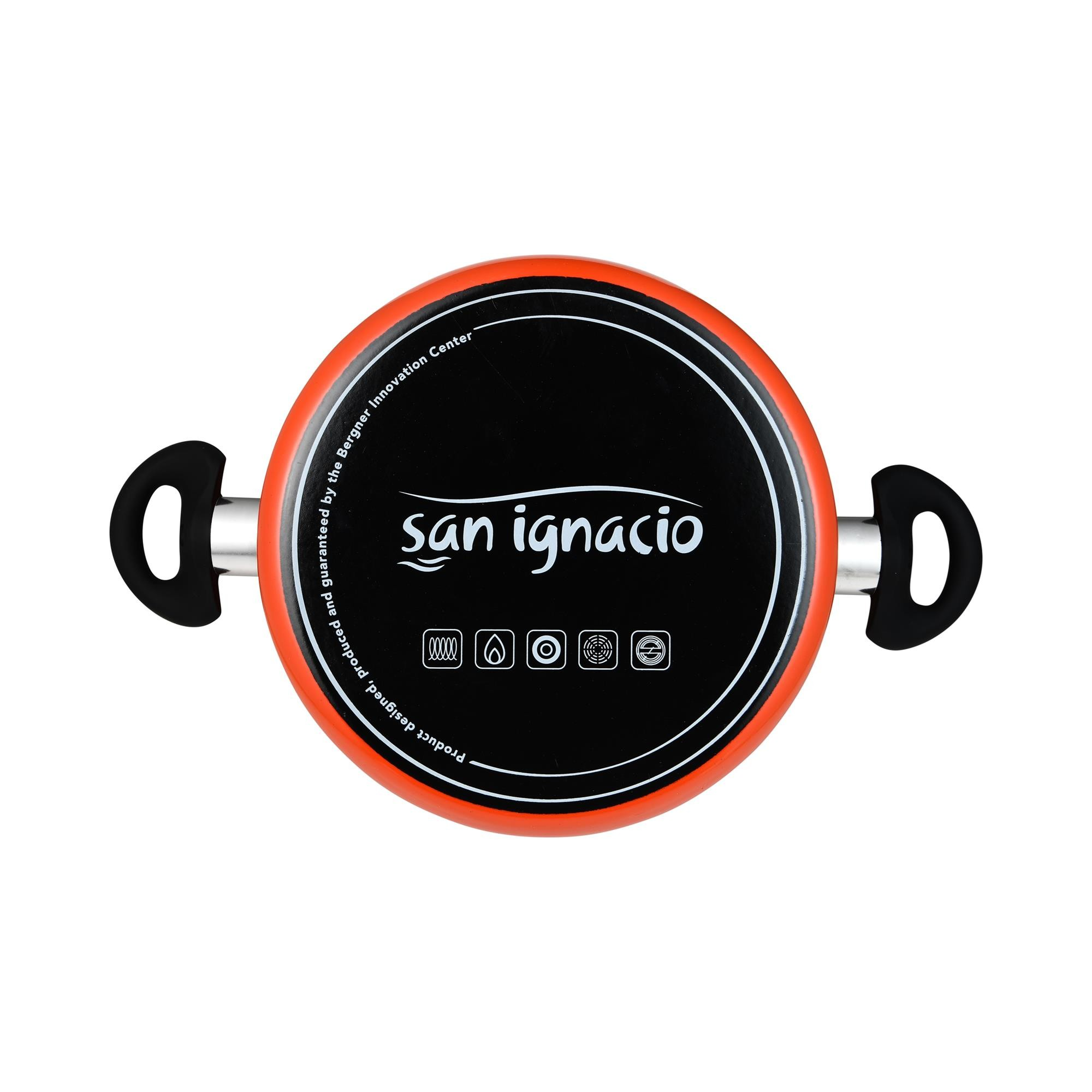 Vista superior de una olla naranja con asas negras y logo.