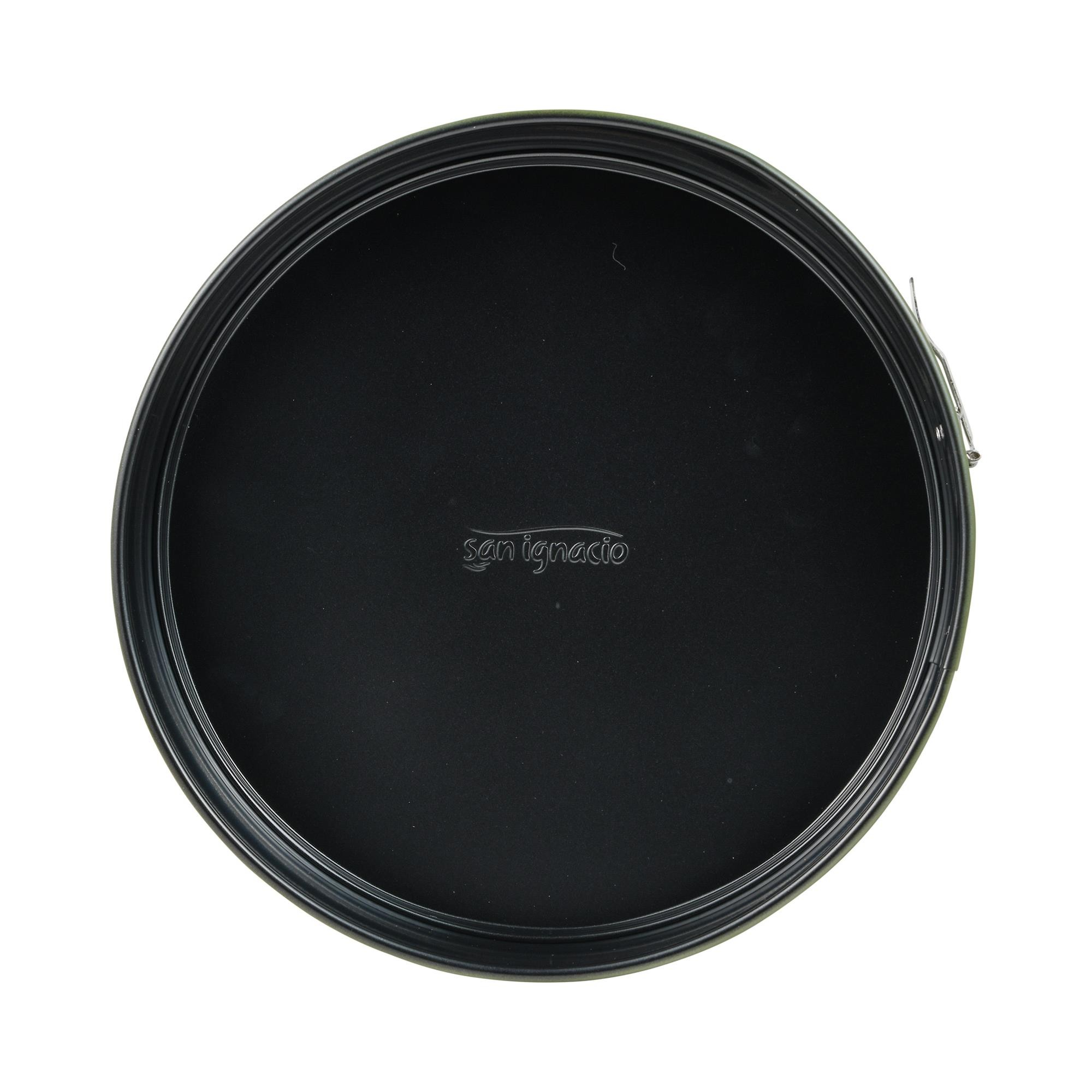 Base redonda negra de molde para tarta con logo "san ignacio".