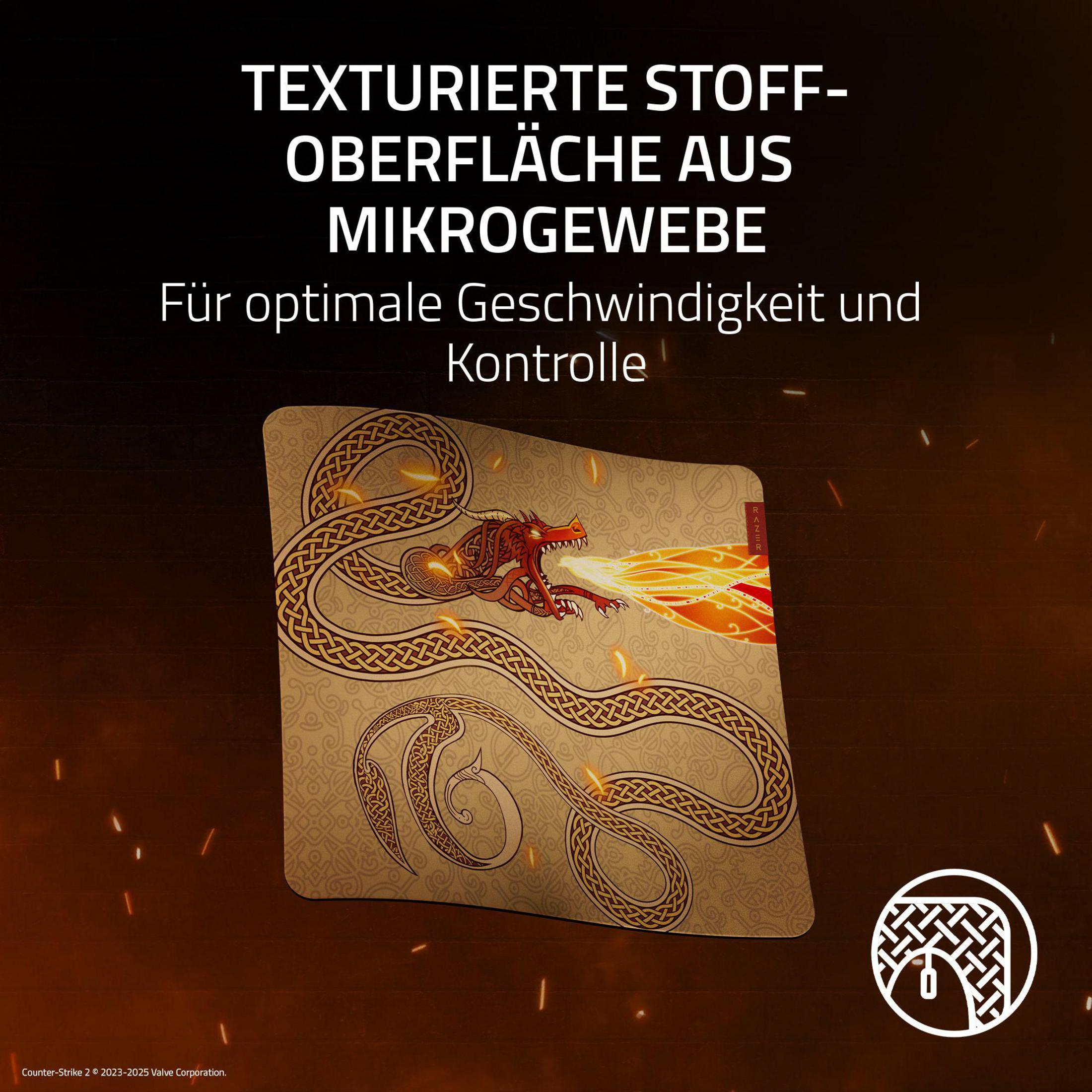 Un tapis de souris représentant un dragon rouge crachant du feu sur un fond à motifs celtiques.