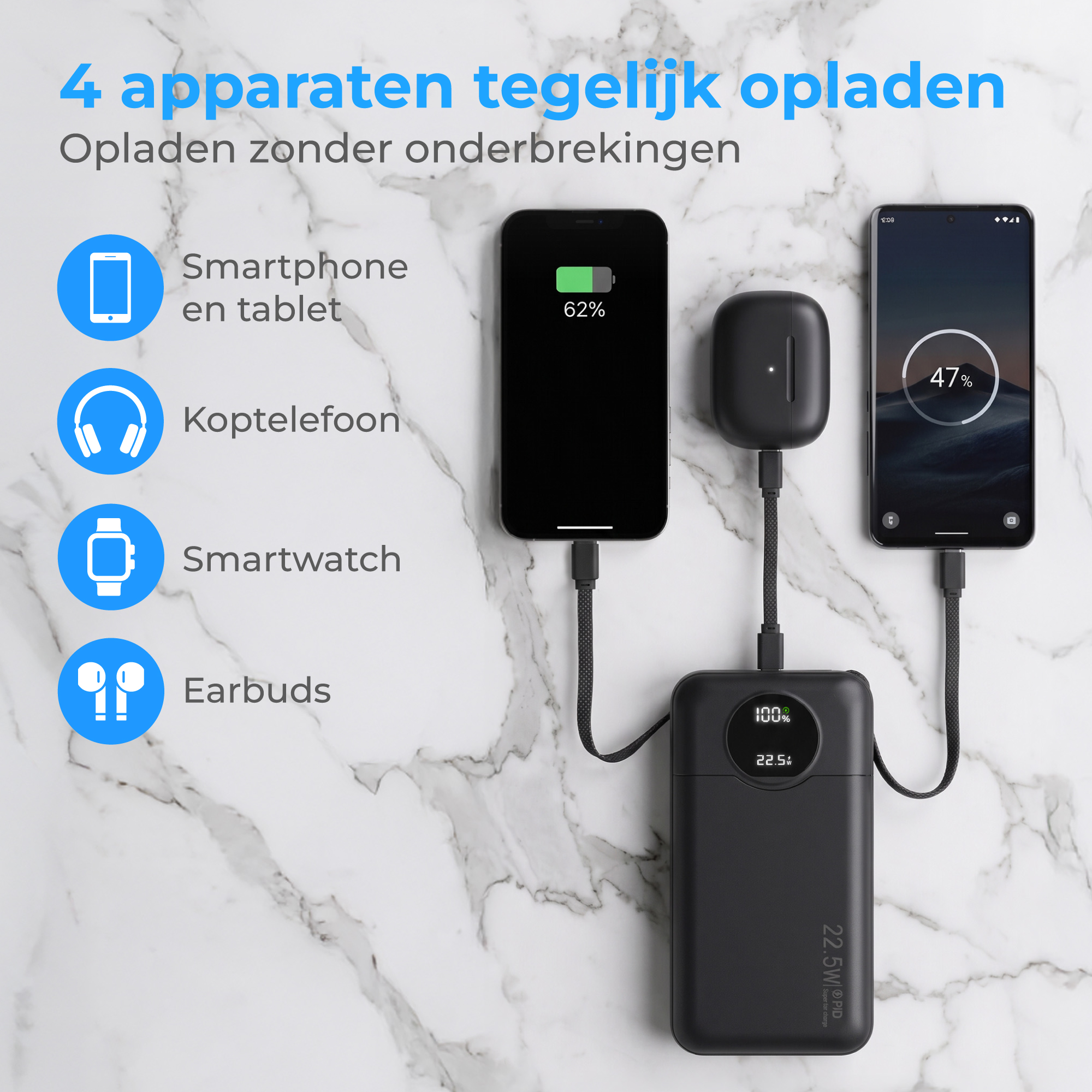 Zwarte powerbank laadt twee smartphones en oordopjes op marmeren ondergrond.