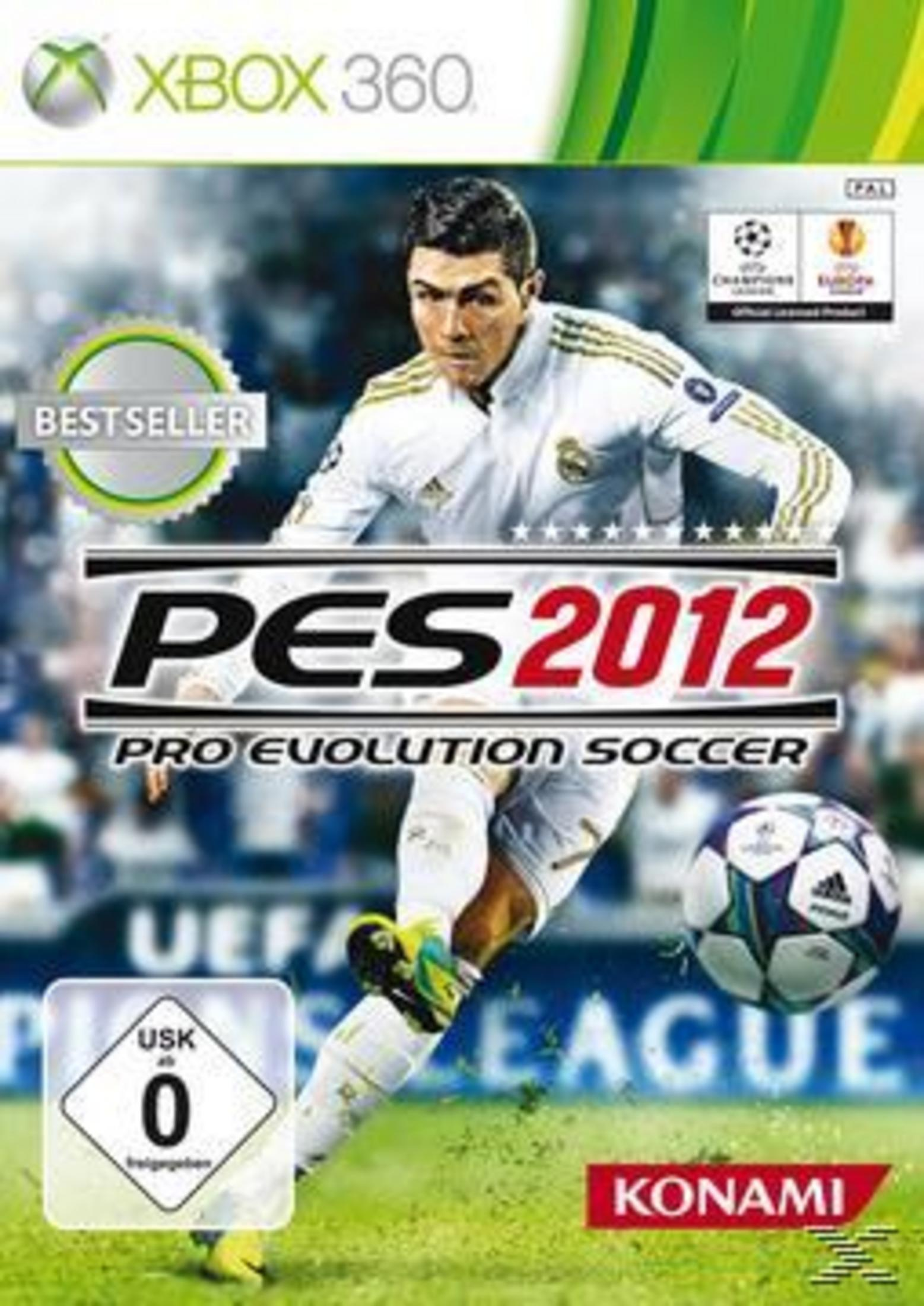 Cristiano Ronaldo von Real Madrid spielt PES 2012 auf Xbox 360.