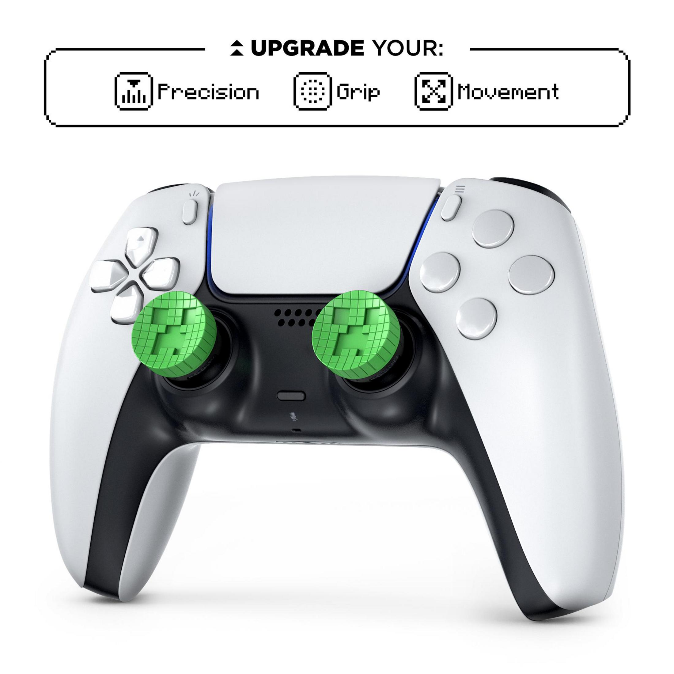 Un controller bianco con cappucci joystick verdi in stile Minecraft.