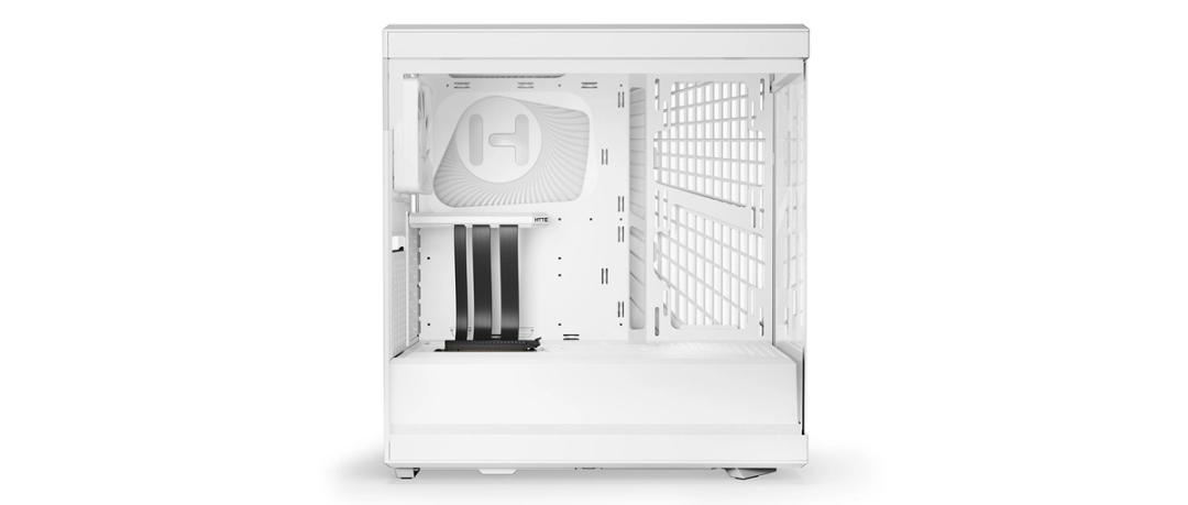 Case PC bianco con componenti interni visibili e logo a H.