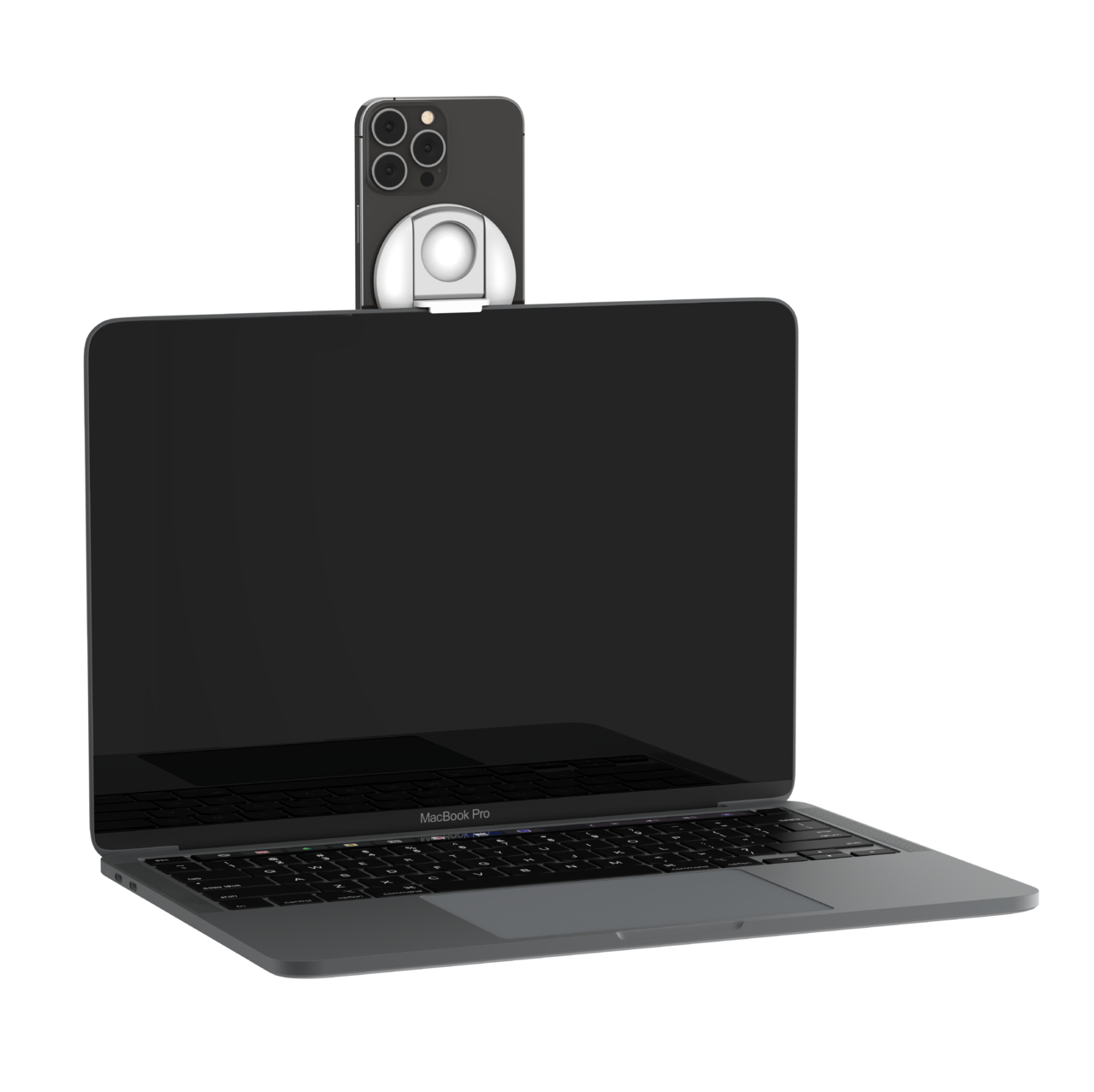 Un iPhone nero è attaccato a un supporto argentato su un MacBook Pro grigio.