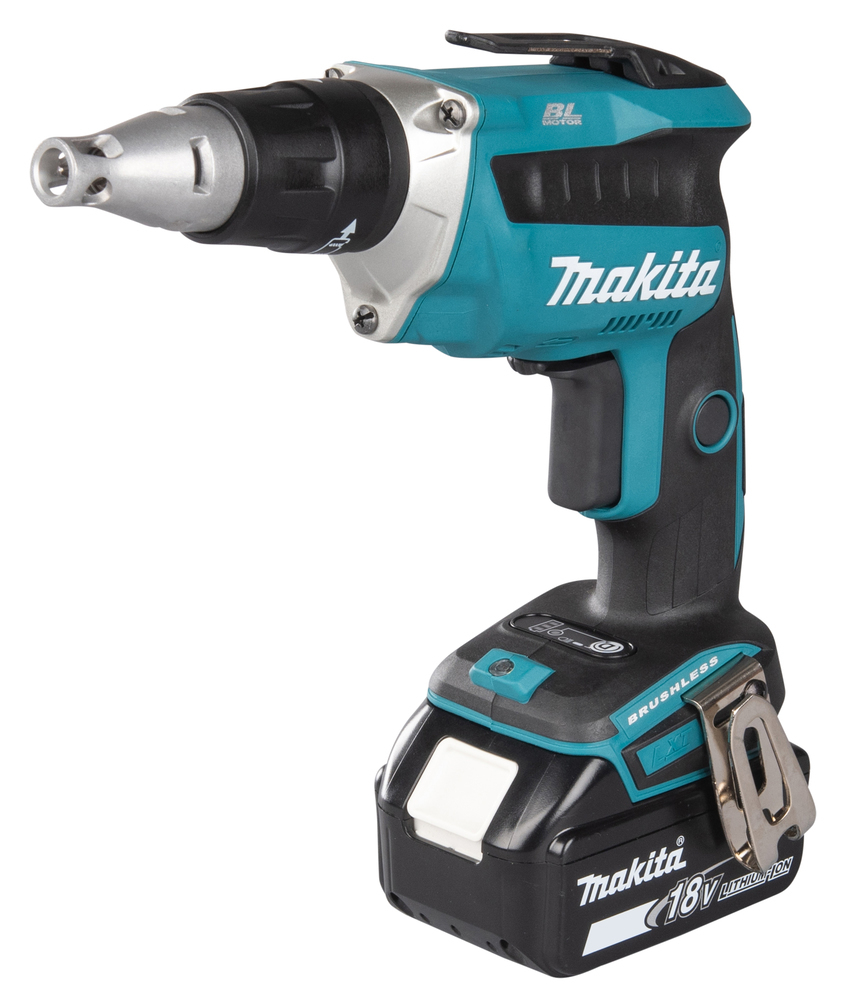 Ein türkisfarbener und schwarzer Makita Akku-Bohrer mit silberner Spitze und 18V Akku.