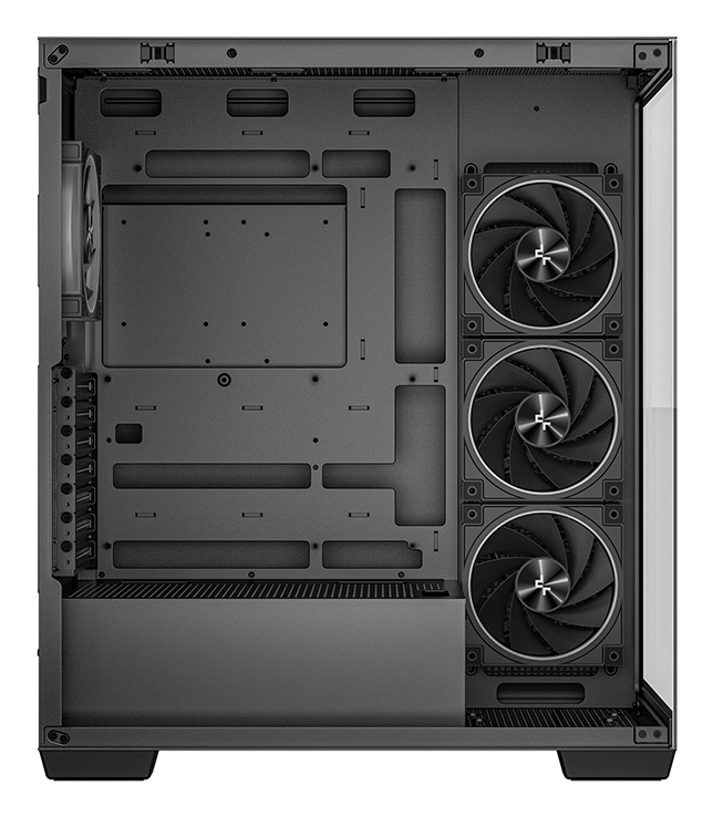 Ein leerer schwarzer PC-Gehäuse-Innenraum mit Lüftern und Kabelmanagement-Optionen.