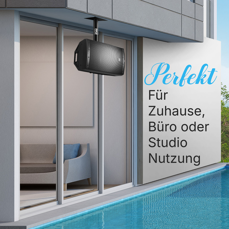 Schwarzer Lautsprecher an Deckenhalterung über Pool und Glastür. Text: Perfekt für Zuhause, Büro oder Studio.