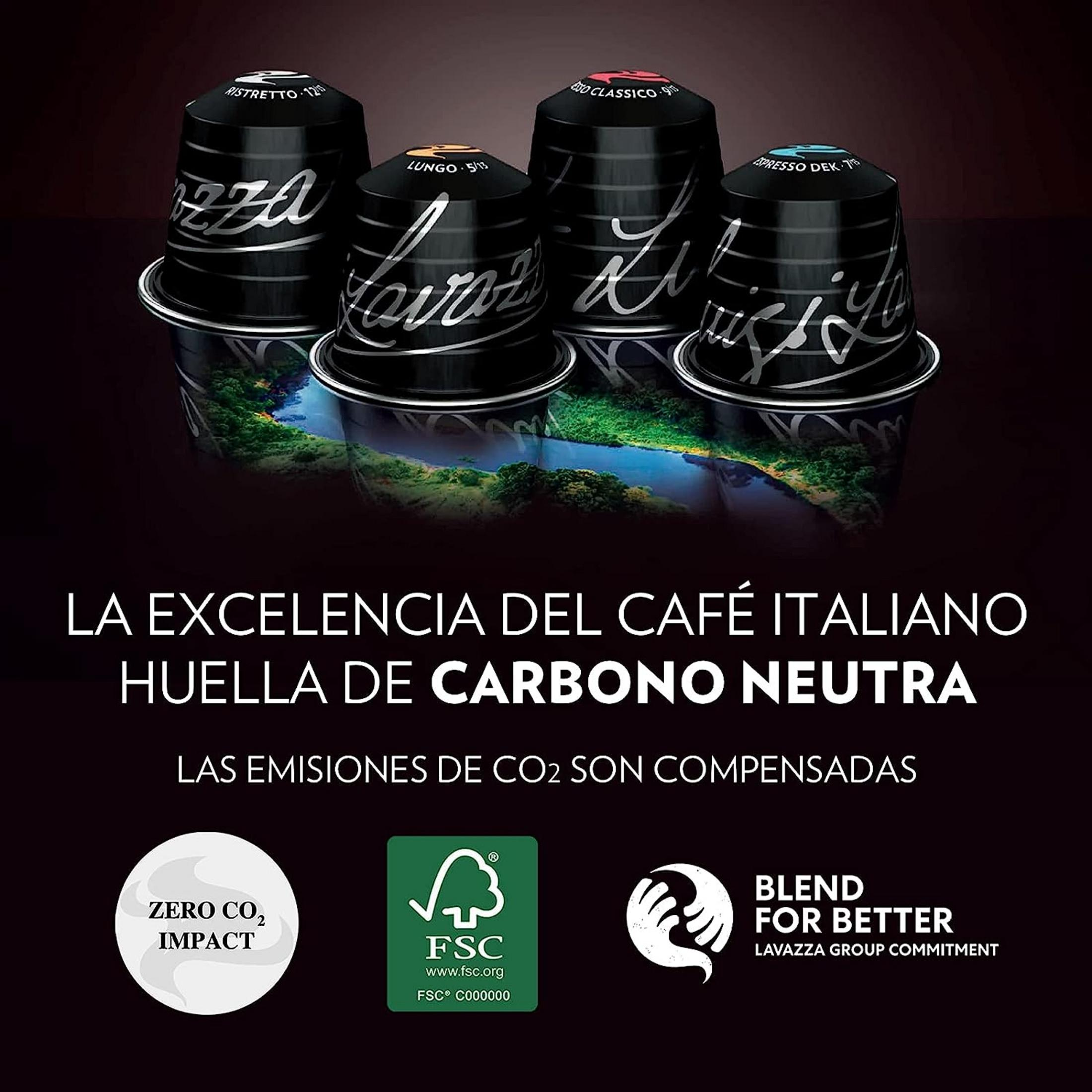 Capsule di caffè con immagine di paesaggio, loghi FSC e Lavazza.