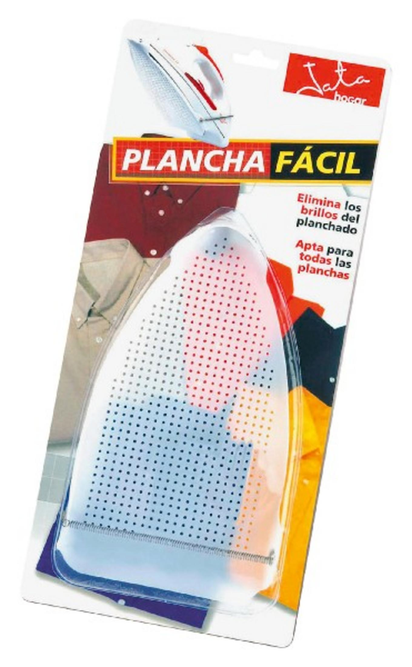 Aiuto per stirare in plastica bianca perforata, confezionato con camicie.